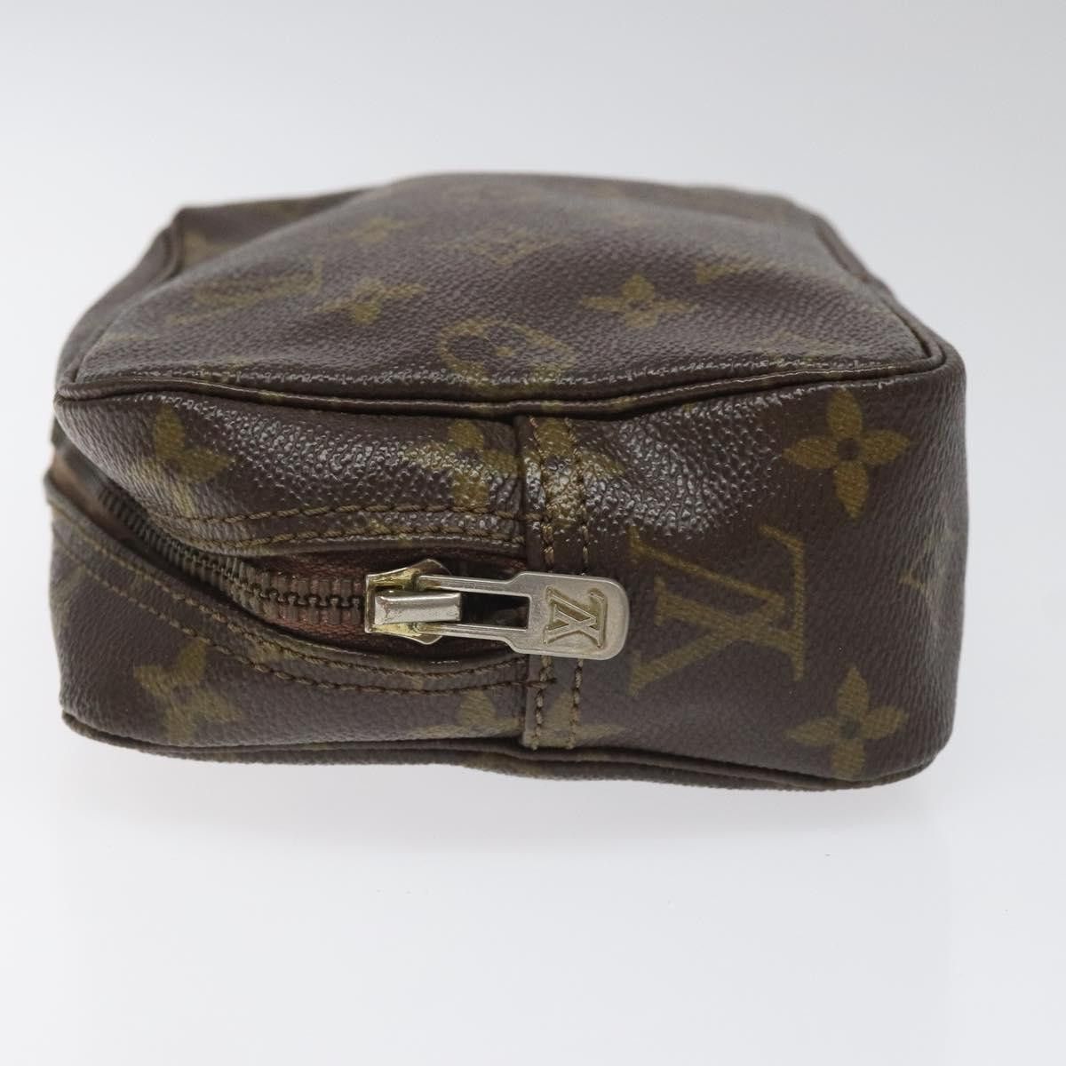 Louis Vuitton Louis Vuitton Trousse de Toilette 18 clutch Size ONE SIZE - 4 Thumbnail