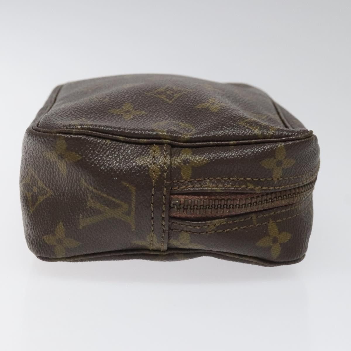 Louis Vuitton Louis Vuitton Trousse de Toilette 18 clutch Size ONE SIZE - 3 Thumbnail