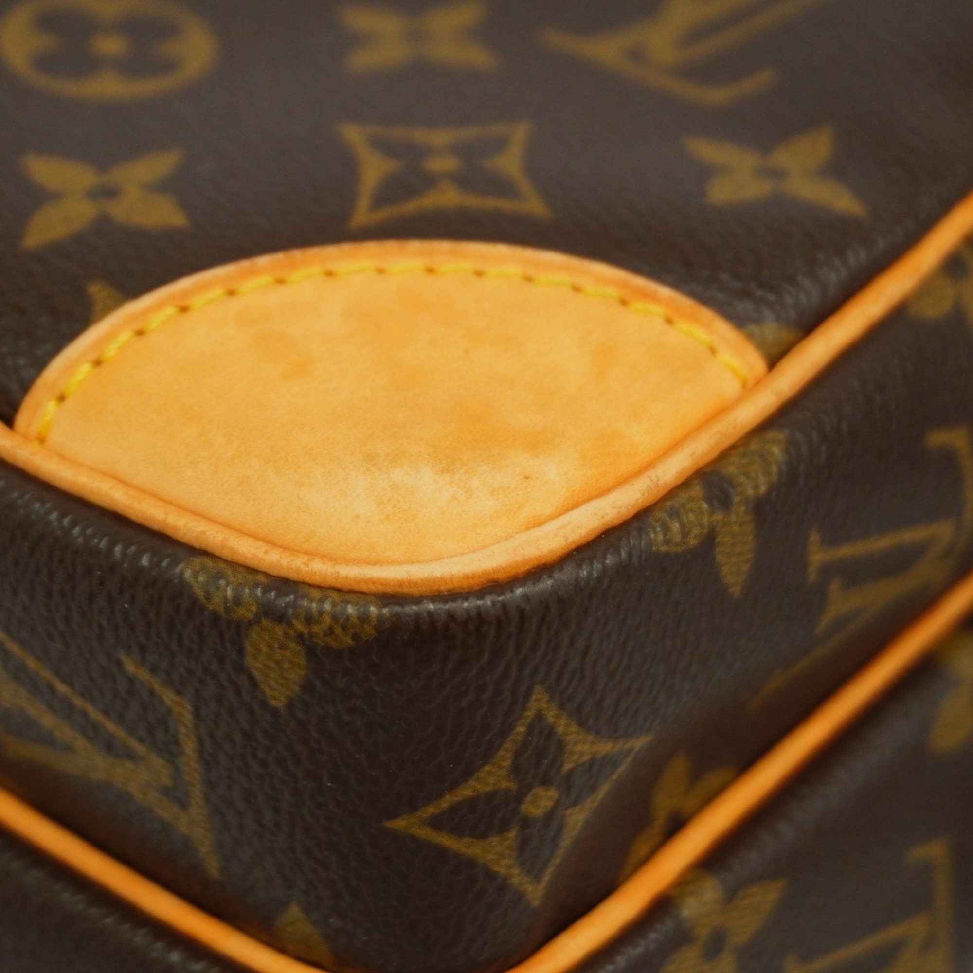 Louis Vuitton Louis Vuitton Amazon shoulder Size ONE SIZE - 6 Thumbnail