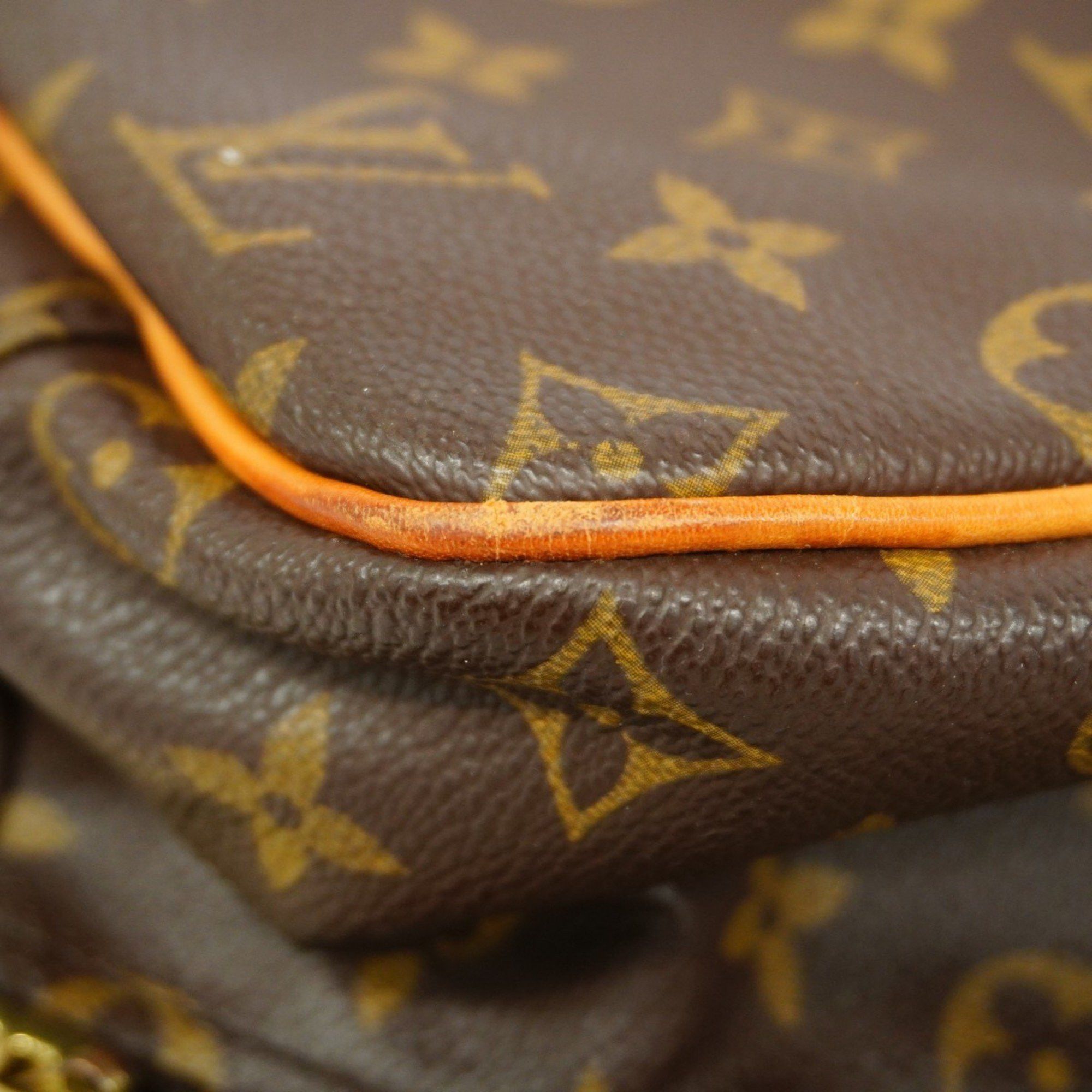 Louis Vuitton Louis Vuitton Excursion handbag Size ONE SIZE - 5 Thumbnail