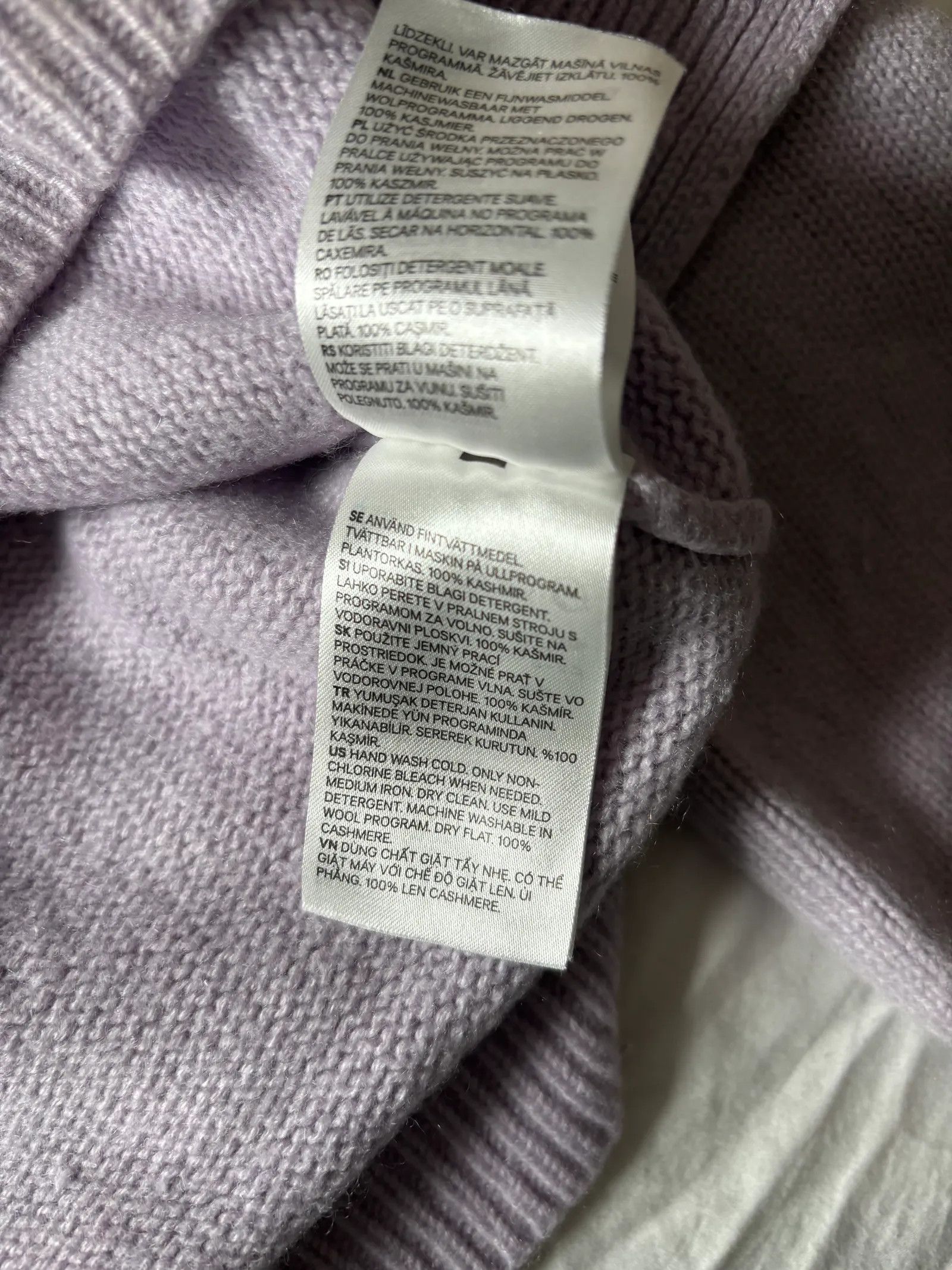 H&M H&M Sweater Size M / US 6-8 / IT 42-44 - 2 Thumbnail