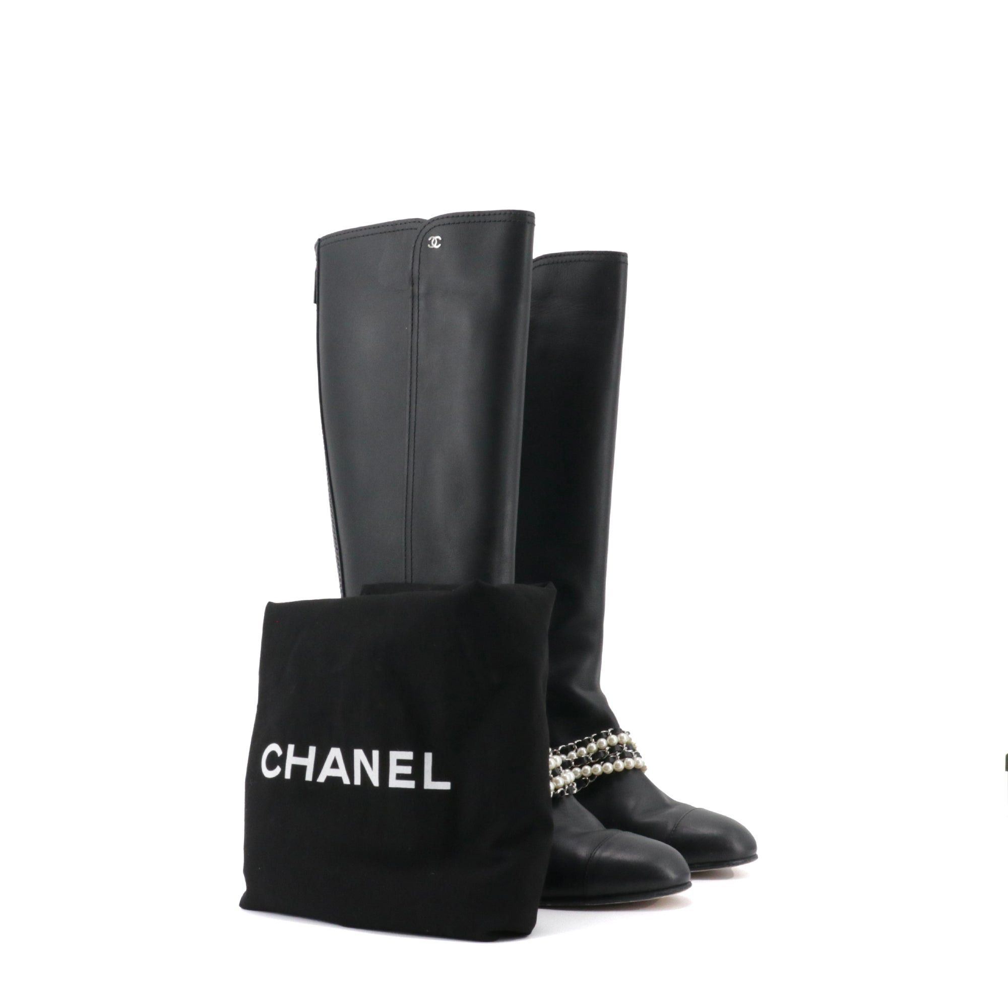 Chanel CHANEL - Chanel black leather boots with pearls (T41.5) Size US 10.5 / IT 40.5 - 11 Thumbnail