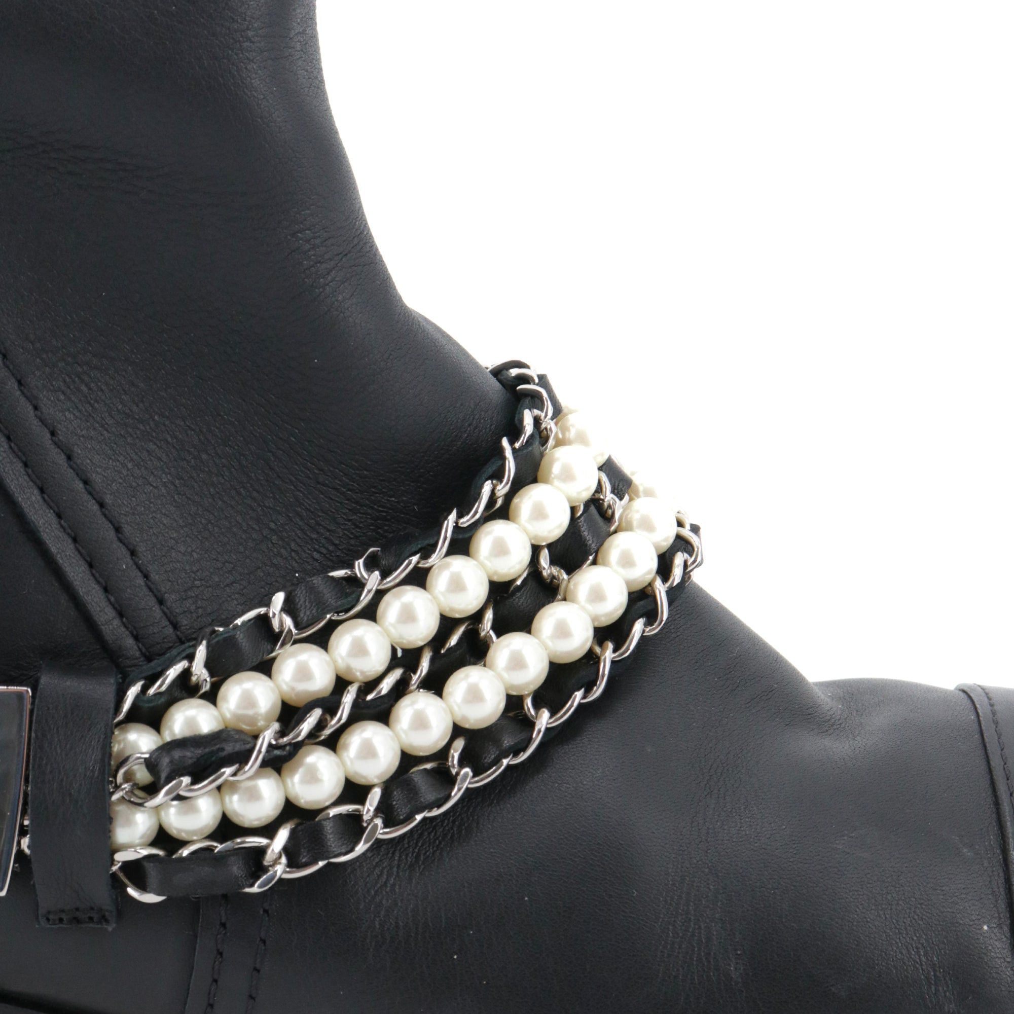 Chanel CHANEL - Chanel black leather boots with pearls (T41.5) Size US 10.5 / IT 40.5 - 6 Thumbnail