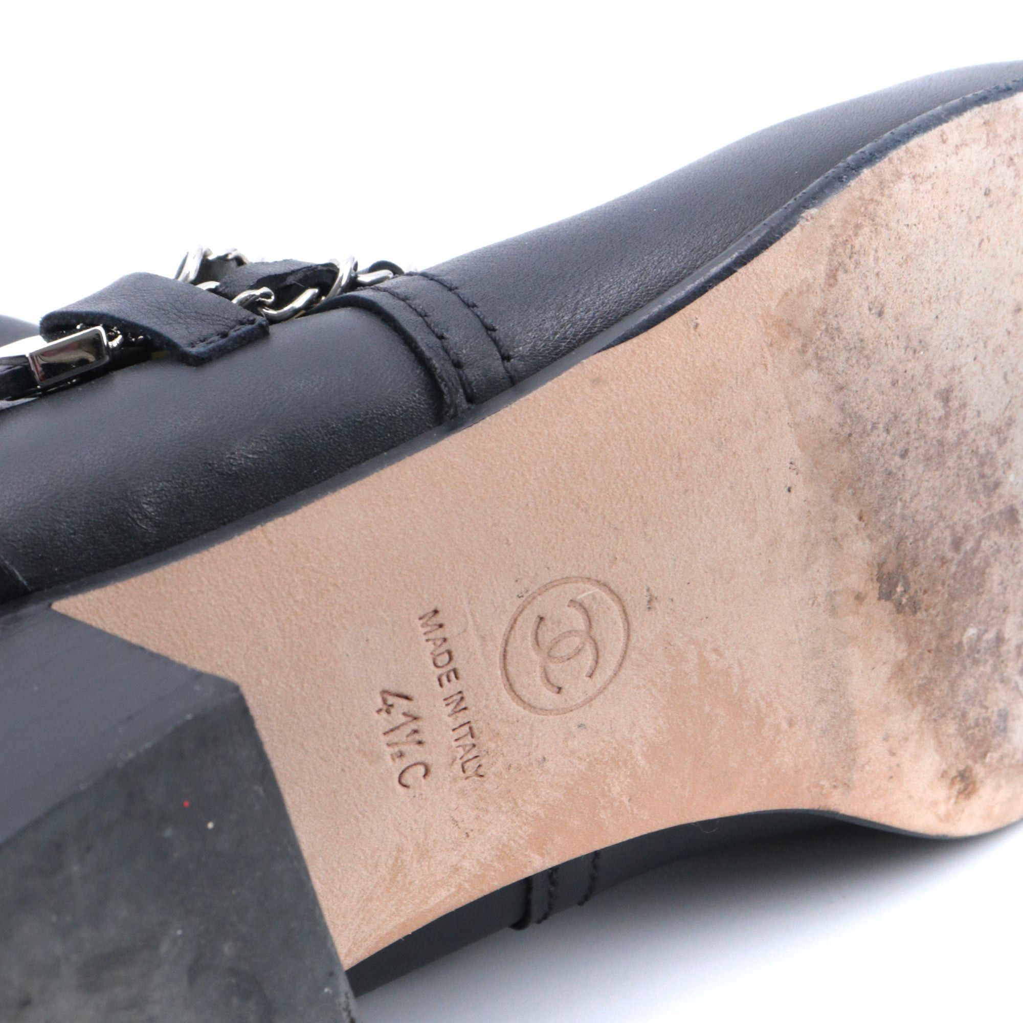 Chanel CHANEL - Chanel black leather boots with pearls (T41.5) Size US 10.5 / IT 40.5 - 9 Thumbnail