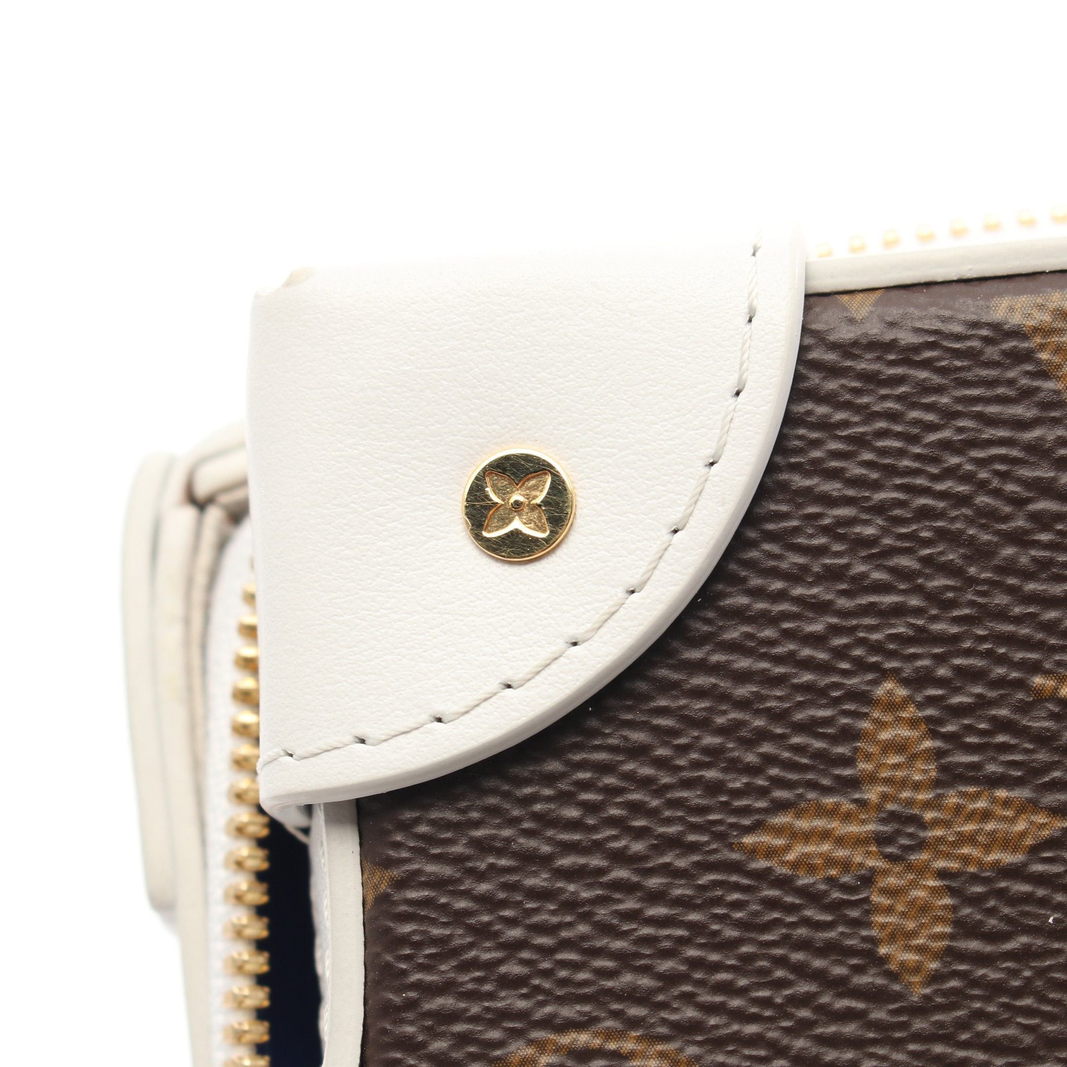 Louis Vuitton Louis Vuitton Lv * Nba Soft Trunk Phone Box Monogram Body Bag Leather Fabric Brown White Size ONE SIZE - 6 Thumbnail
