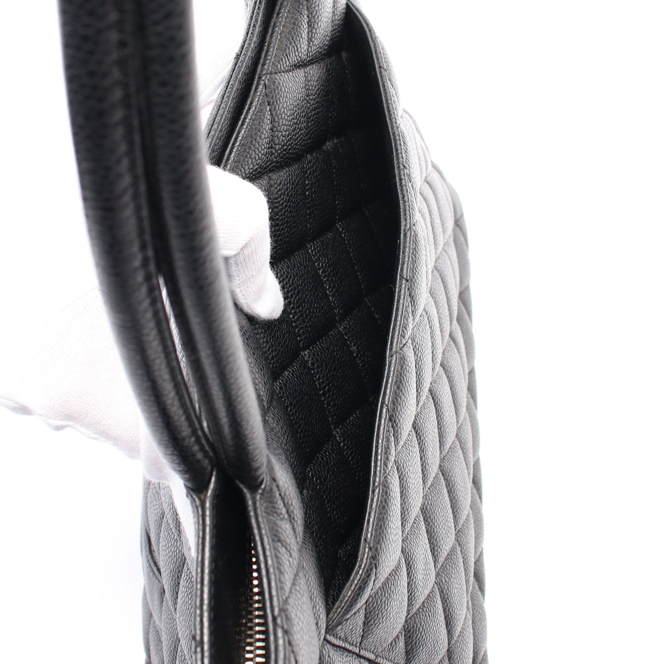 Chanel Chanel Reissue Tote Handbag Bag Caviar Skin Black Silver Hardware Size ONE SIZE - 6 Thumbnail
