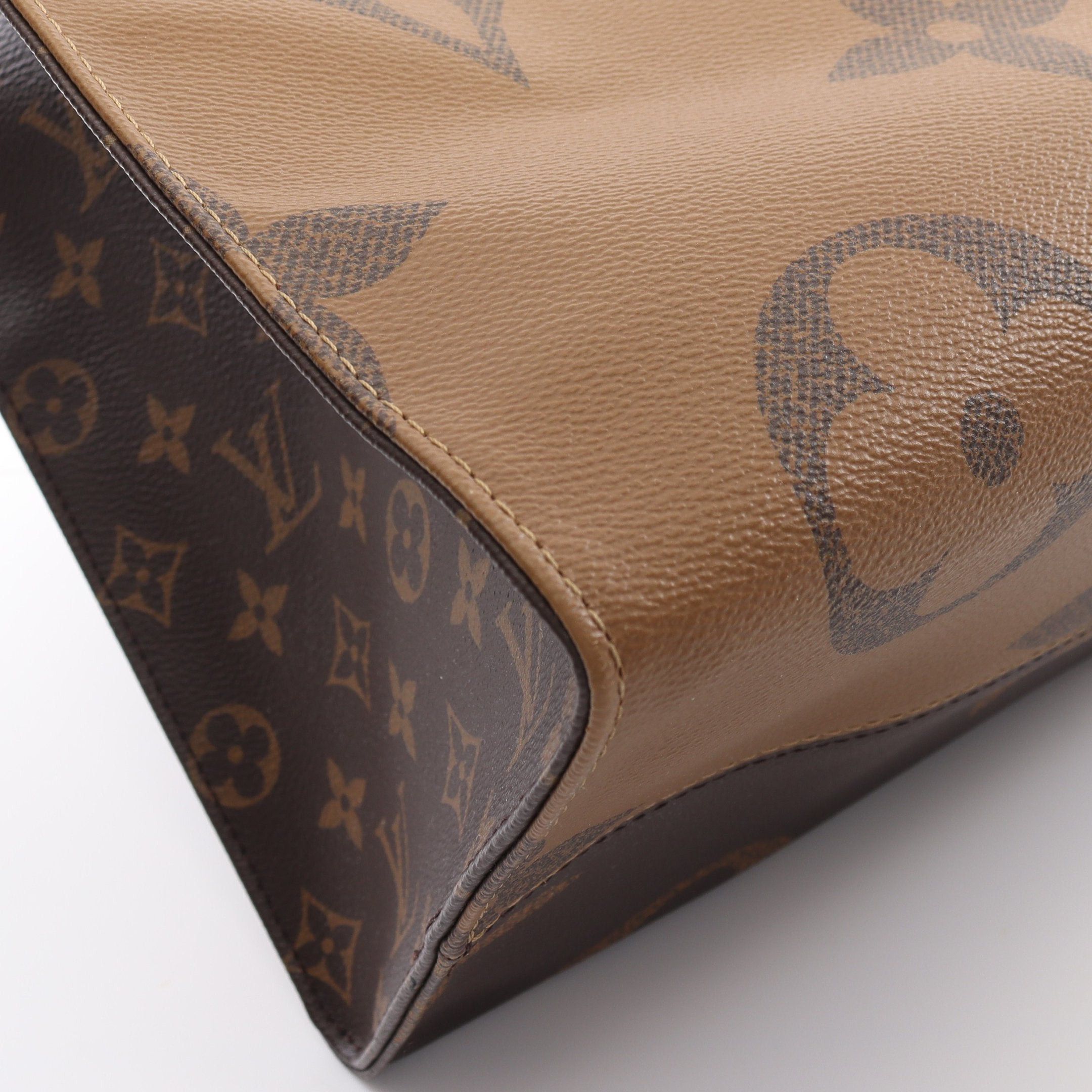Louis Vuitton Louis Vuitton On-The-Go Gm Monogram Giant Reverse Shoulder Bag Tote Brown Beige Size ONE SIZE - 12 Thumbnail