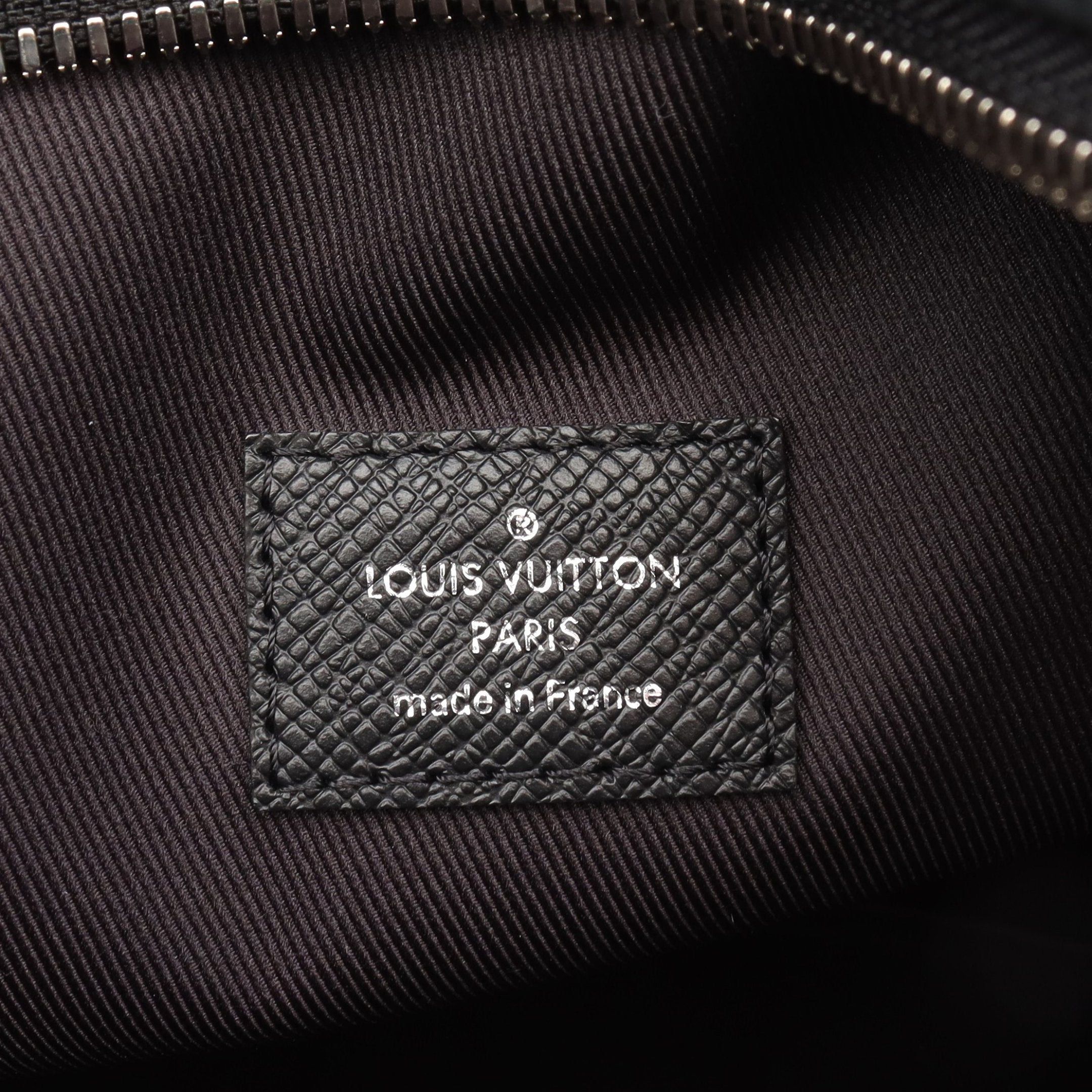 Louis Vuitton Louis Vuitton Discovery Monogram Eclipse Taigarama Backpack Rucksack Leather Black Size ONE SIZE - 4 Thumbnail