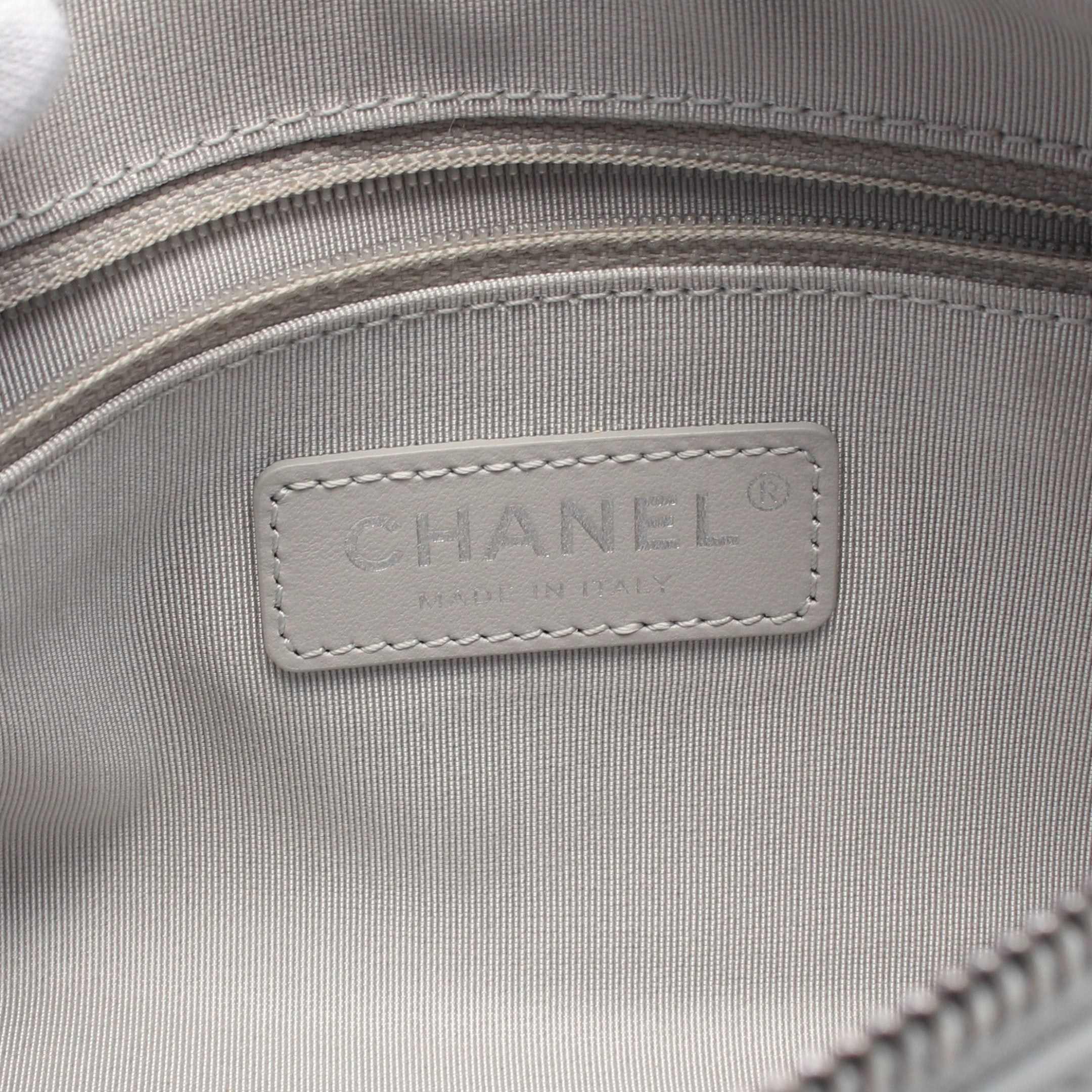 Chanel Chanel Chain Shoulder Bag Logo Leather Gray Silver Hardware Size ONE SIZE - 4 Thumbnail