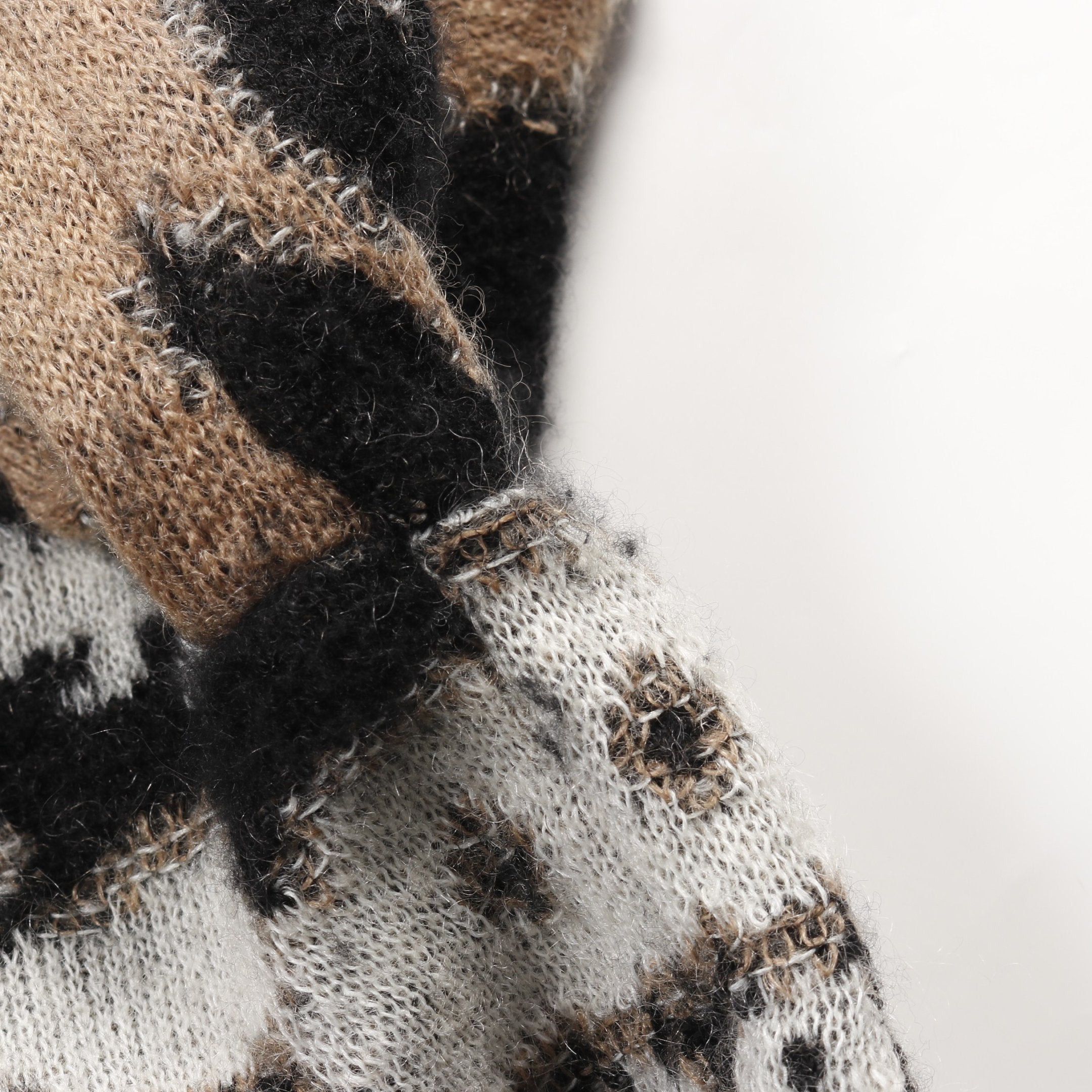 Chanel Chanel Coco Mark Sweater Knit Crew Neck Cashmere Mohair Light Brown Black White Size ONE SIZE - 6 Thumbnail