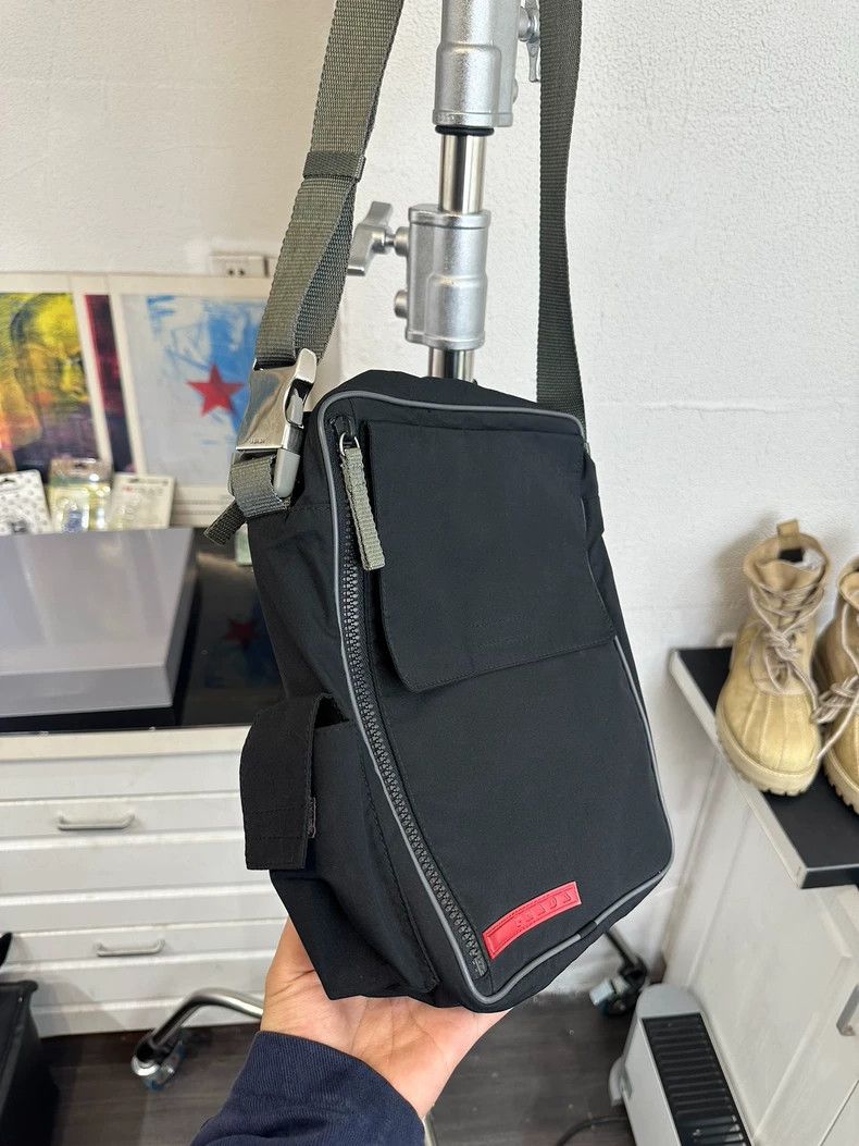 バッグ 00s PRADA waist bag プラダ(PRADA) ナイロン ボディバッグ・ウエストポーチ | 通販・人気