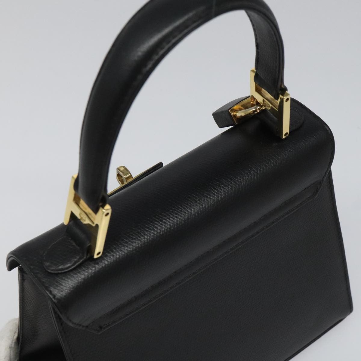 MCM Black Leather Handbag (Pre-Owned) Size ONE SIZE - 18 Thumbnail