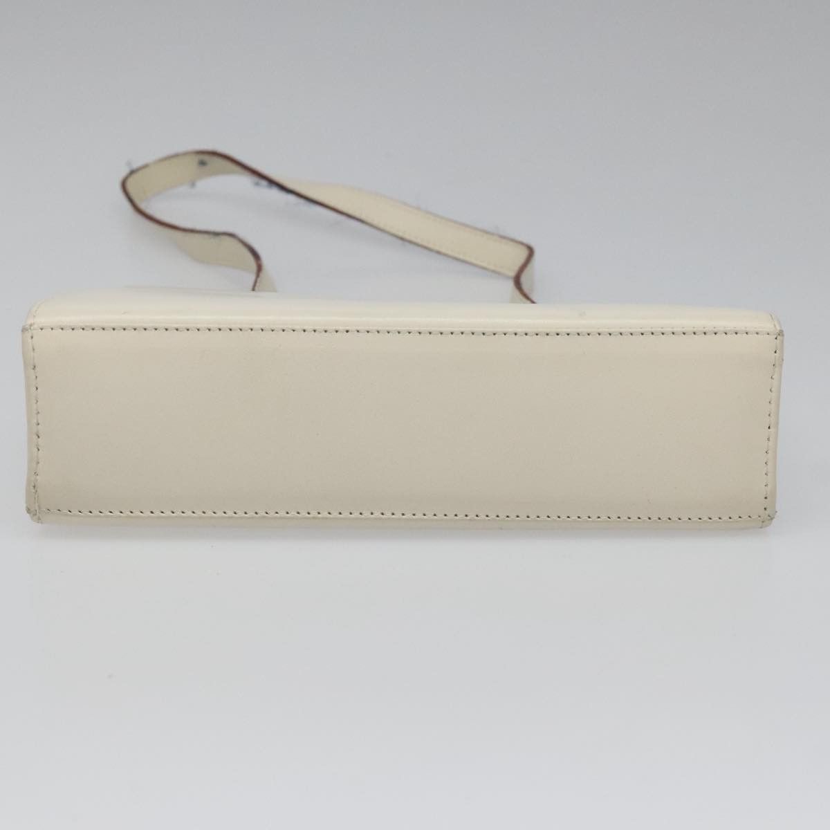 Burberry White Leather Shoulder Bag (Pre-Owned) Size ONE SIZE - 16 Thumbnail