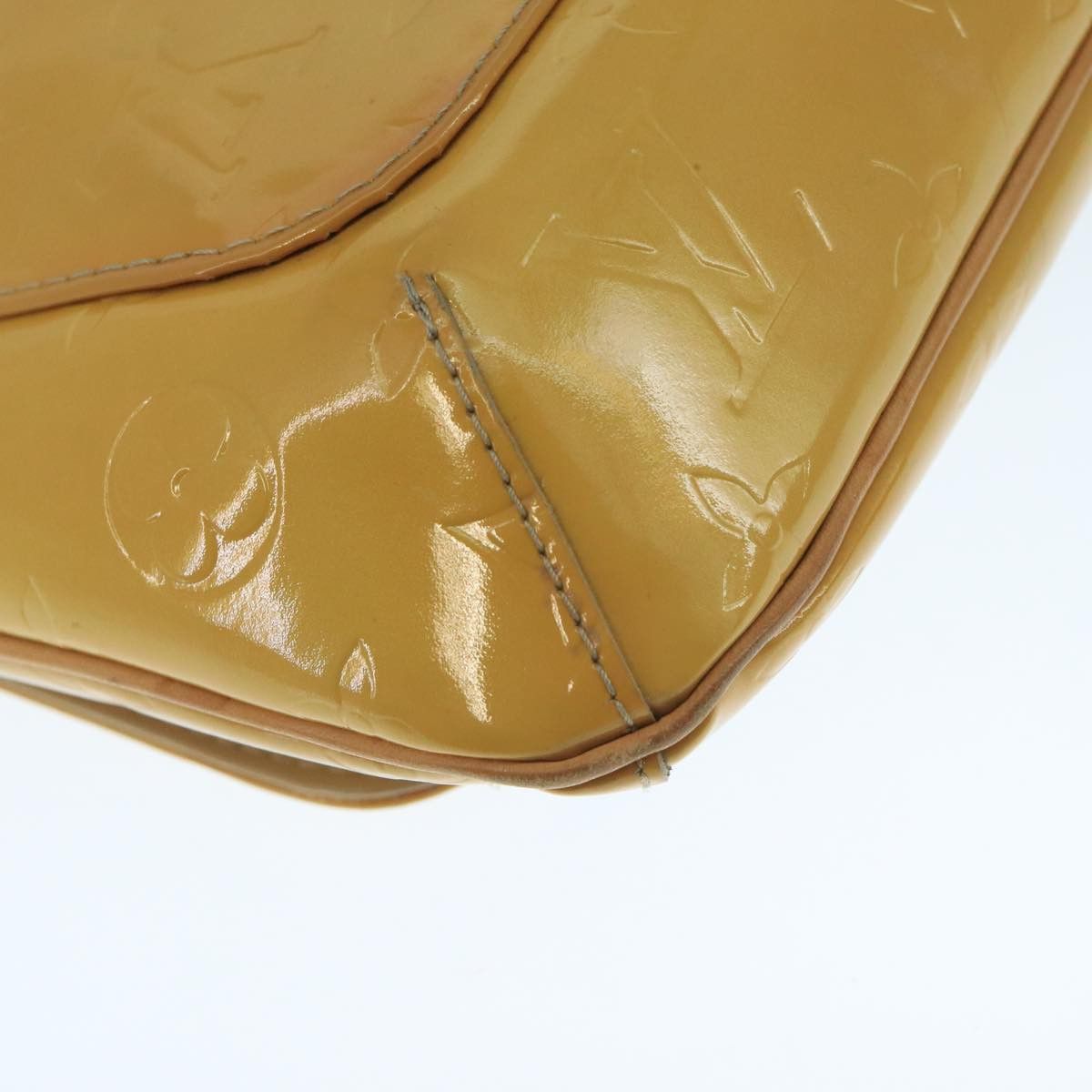 Louis Vuitton Thompson Street Beige Patent Leather Shoulder Bag Size ONE SIZE - 9 Thumbnail