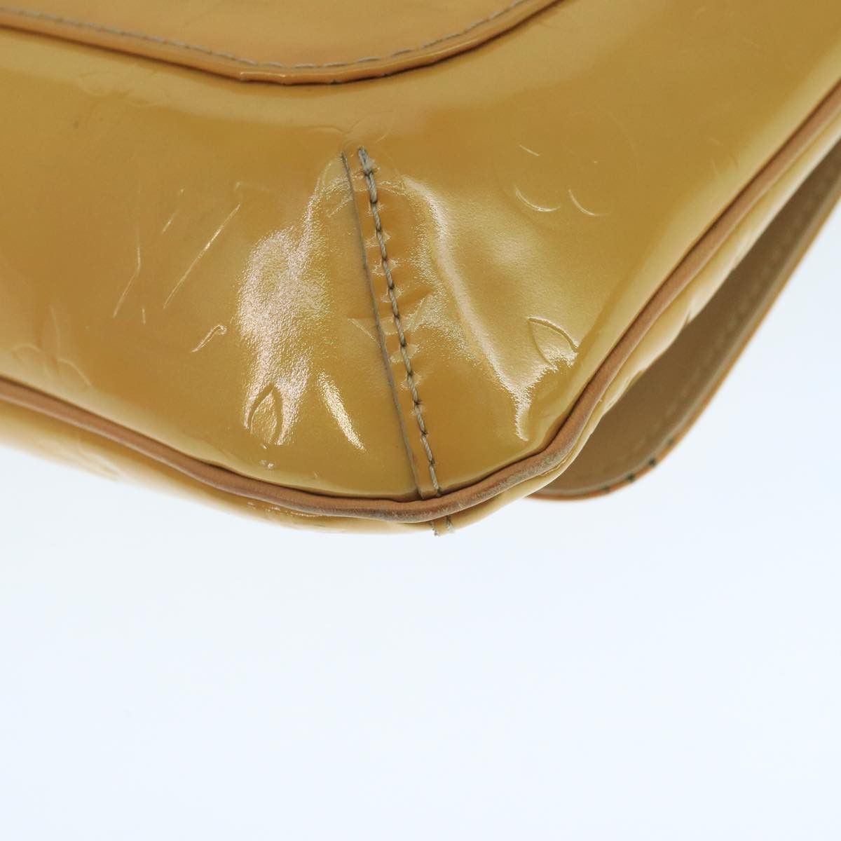 Louis Vuitton Thompson Street Beige Patent Leather Shoulder Bag Size ONE SIZE - 6 Thumbnail