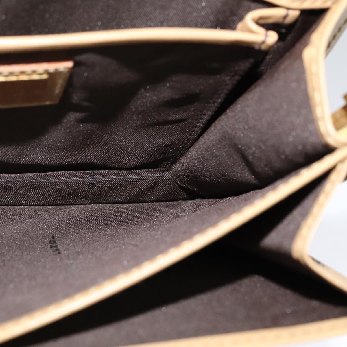 Fendi Gold Leather Shoulder Bag (Pre-Owned) Size ONE SIZE - 20 Thumbnail