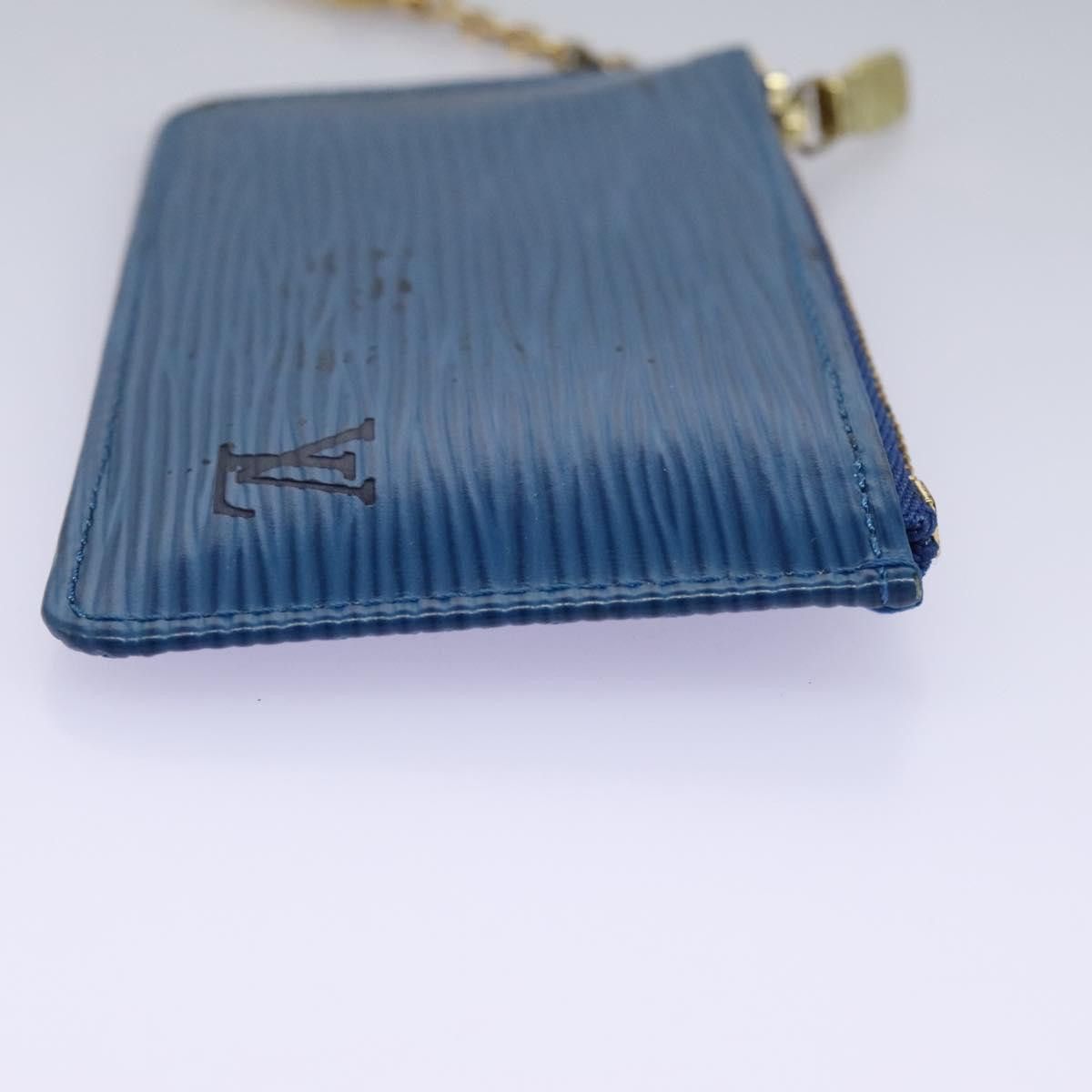 Louis Vuitton Pochette Clés Blue Leather Wallet (Pre-Owned) Size ONE SIZE - 4 Thumbnail