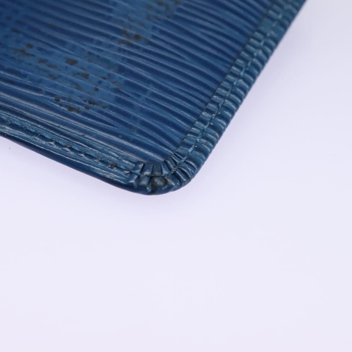 Louis Vuitton Pochette Clés Blue Leather Wallet (Pre-Owned) Size ONE SIZE - 8 Thumbnail