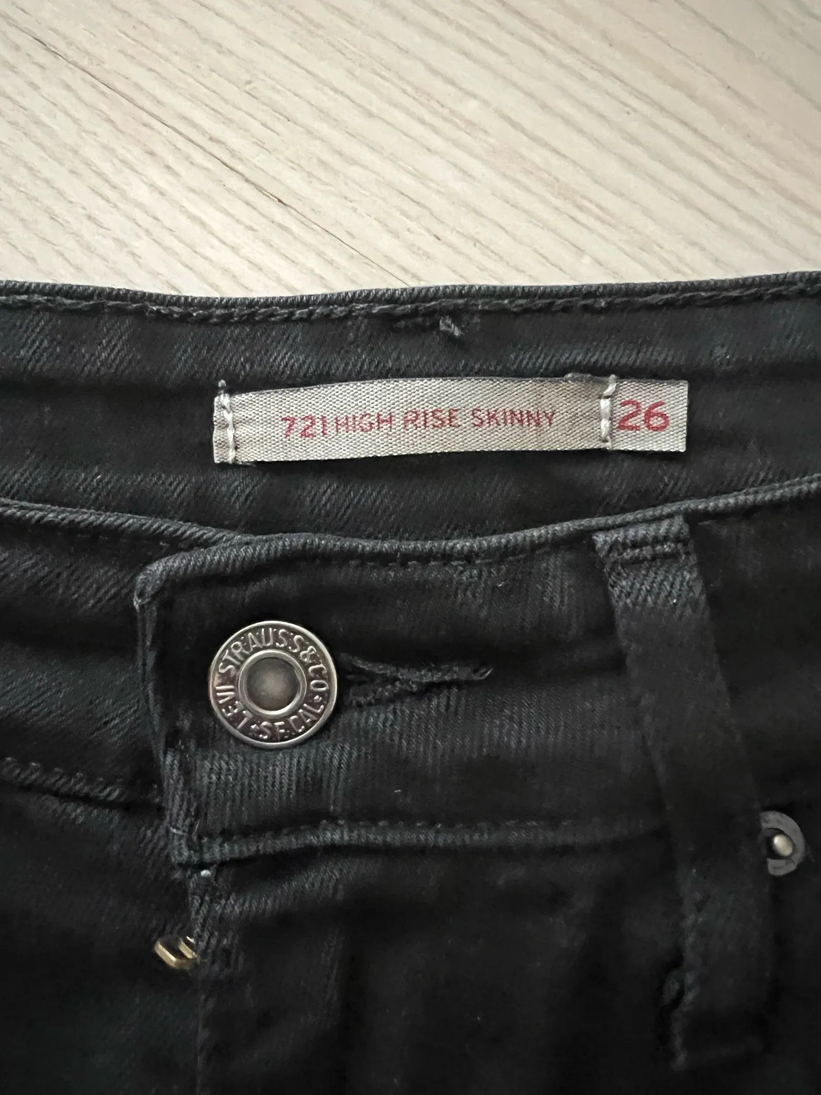 Levi's Levi's High Rise Skinny Jeans Size 26" / US 2 / IT 38 - 4 Thumbnail