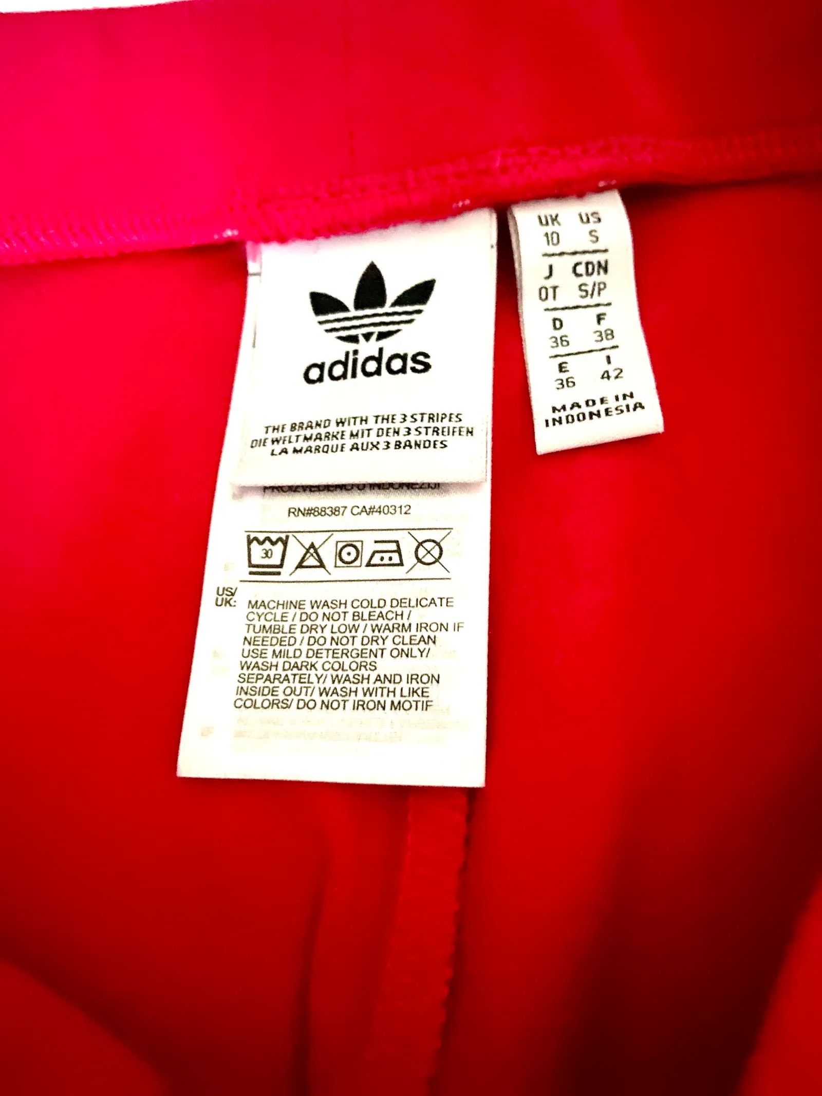 Adidas Adidas Originals Adicolor shorts Pride Pink Shorts Size 26" / US 2 / IT 38 - 2 Thumbnail
