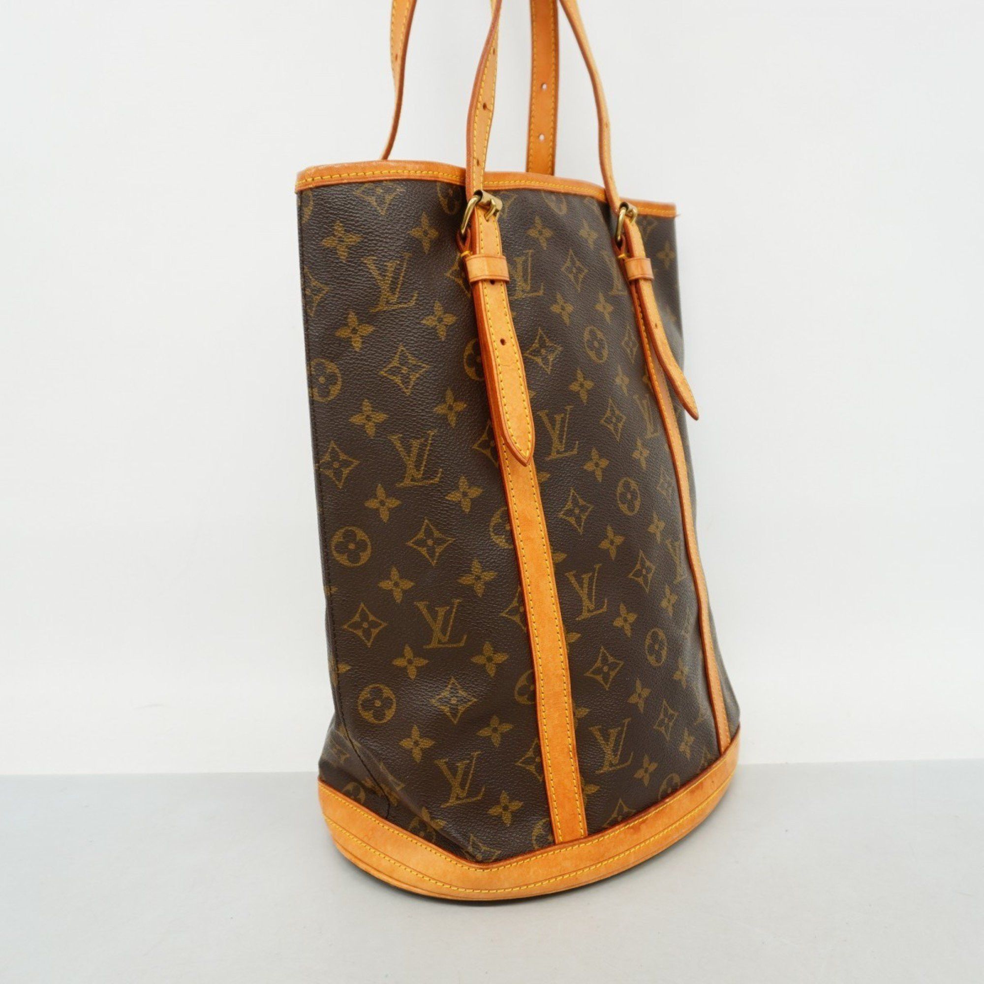 Louis Vuitton Louis Vuitton Bucket GM tote Size ONE SIZE - 3 Thumbnail