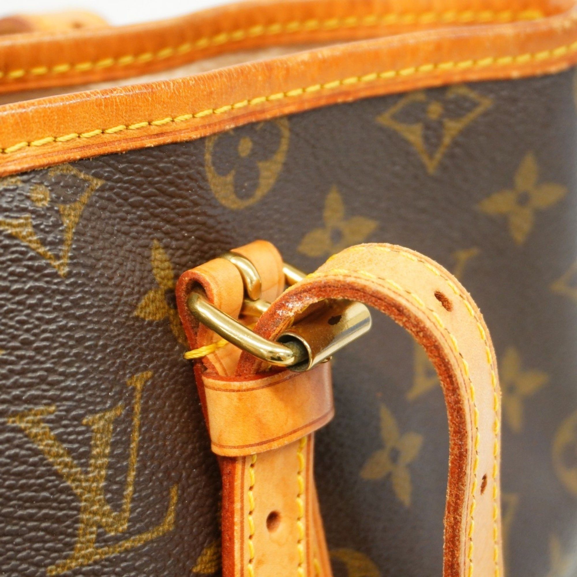Louis Vuitton Louis Vuitton Bucket GM tote Size ONE SIZE - 9 Thumbnail