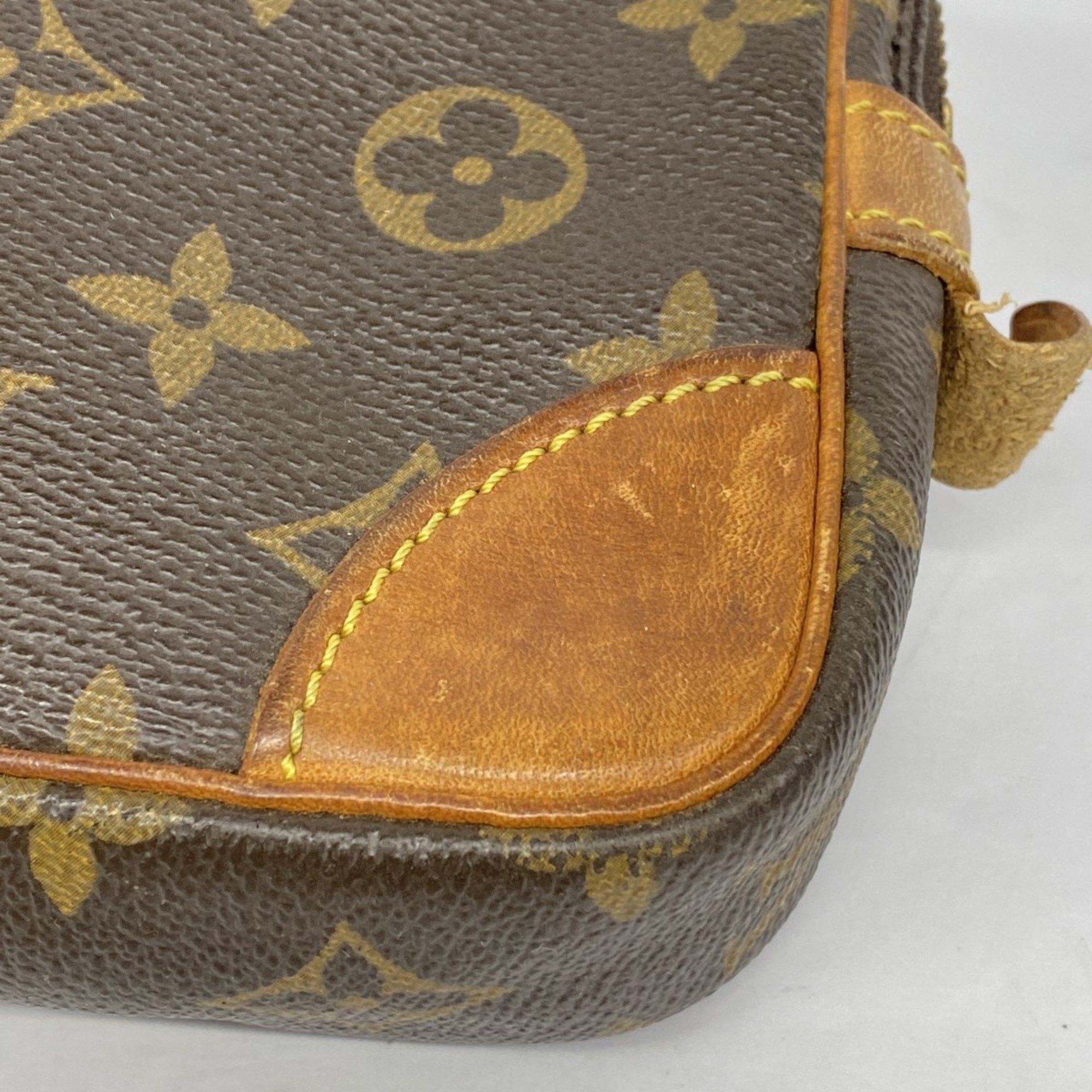 Louis Vuitton Louis Vuitton Marly Dragonne clutch Size ONE SIZE - 6 Thumbnail