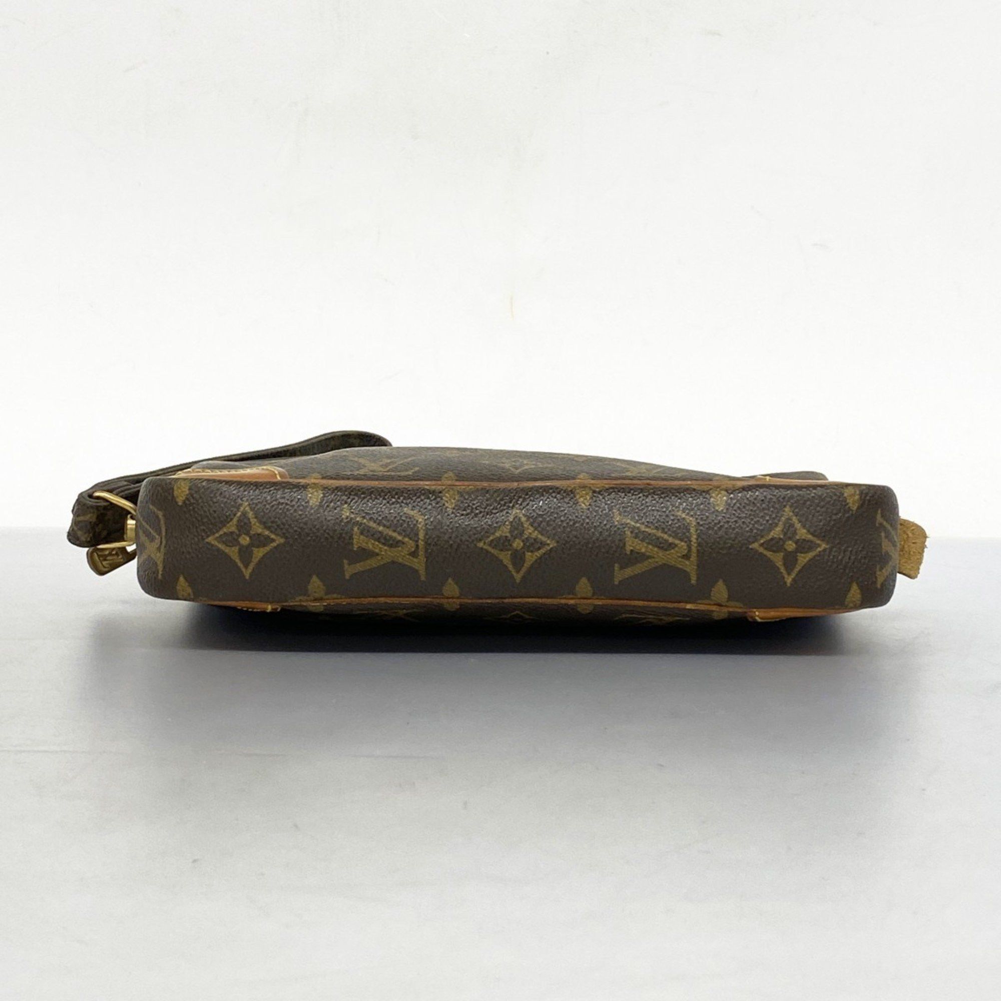 Louis Vuitton Louis Vuitton Marly Dragonne clutch Size ONE SIZE - 5 Thumbnail