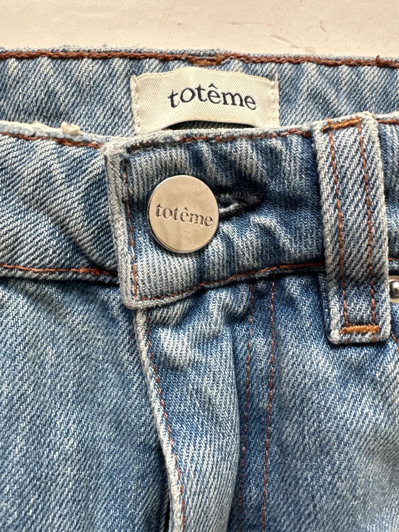 Toteme Toteme Original Denim Shorts Shorts Size 26" / US 2 / IT 38 - 2 Thumbnail