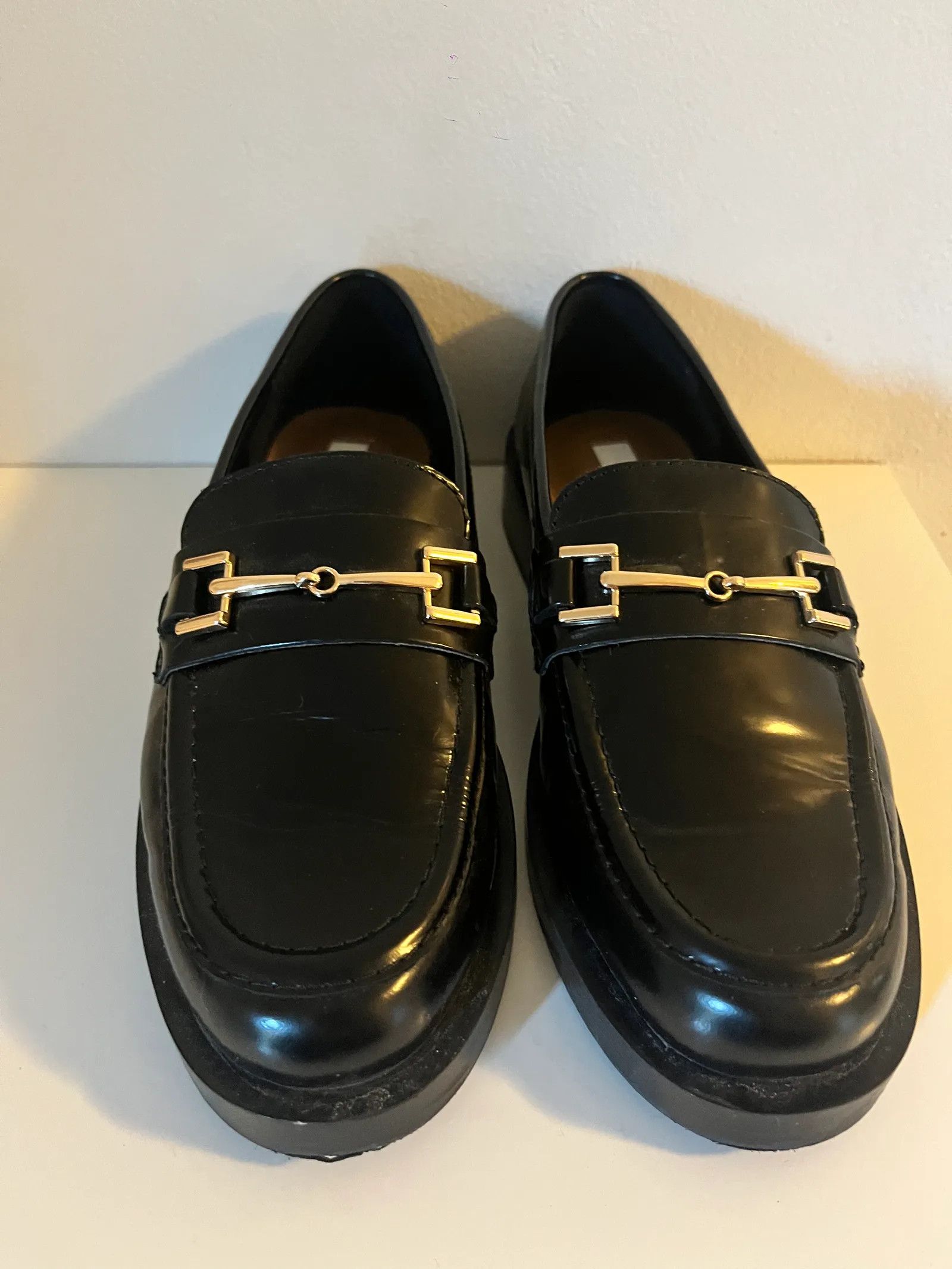 H&M H&M Loafers Size US 5 / IT 35 - 2 Thumbnail