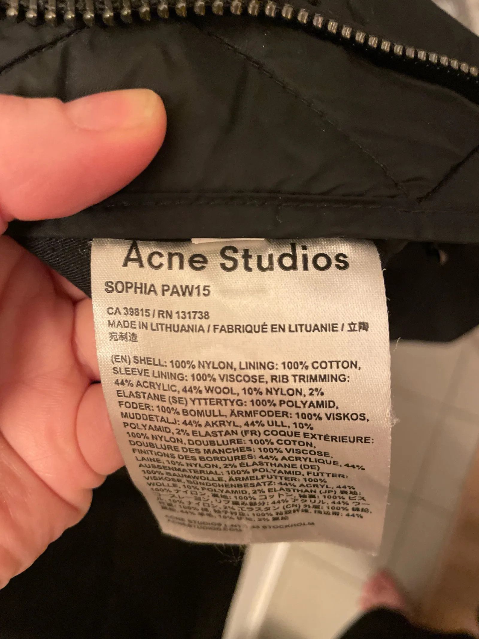Acne Studios Acne Studios Sophia Down Jacket Size S / US 4 / IT 40 - 2 Thumbnail
