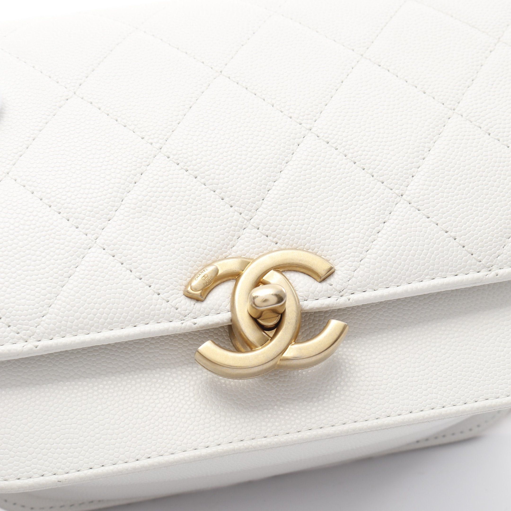 Chanel Chanel Matelasse Chain Shoulder Bag Caviar Skin White Gold Hardware Size ONE SIZE - 11 Thumbnail