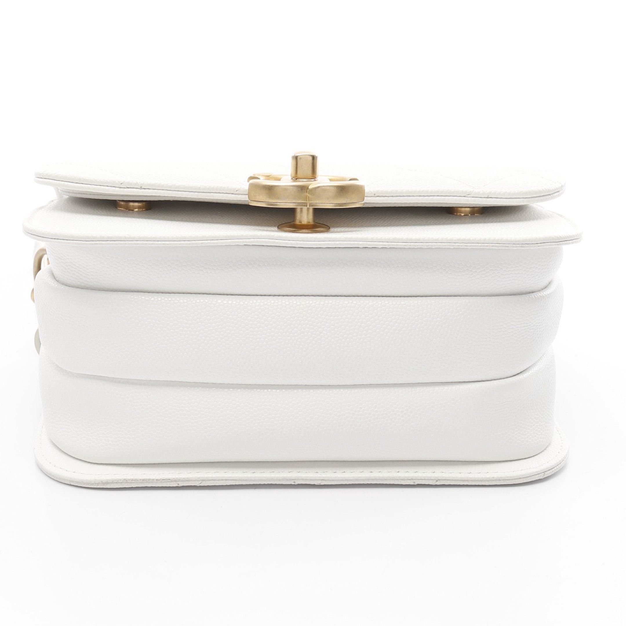 Chanel Chanel Matelasse Chain Shoulder Bag Caviar Skin White Gold Hardware Size ONE SIZE - 13 Thumbnail
