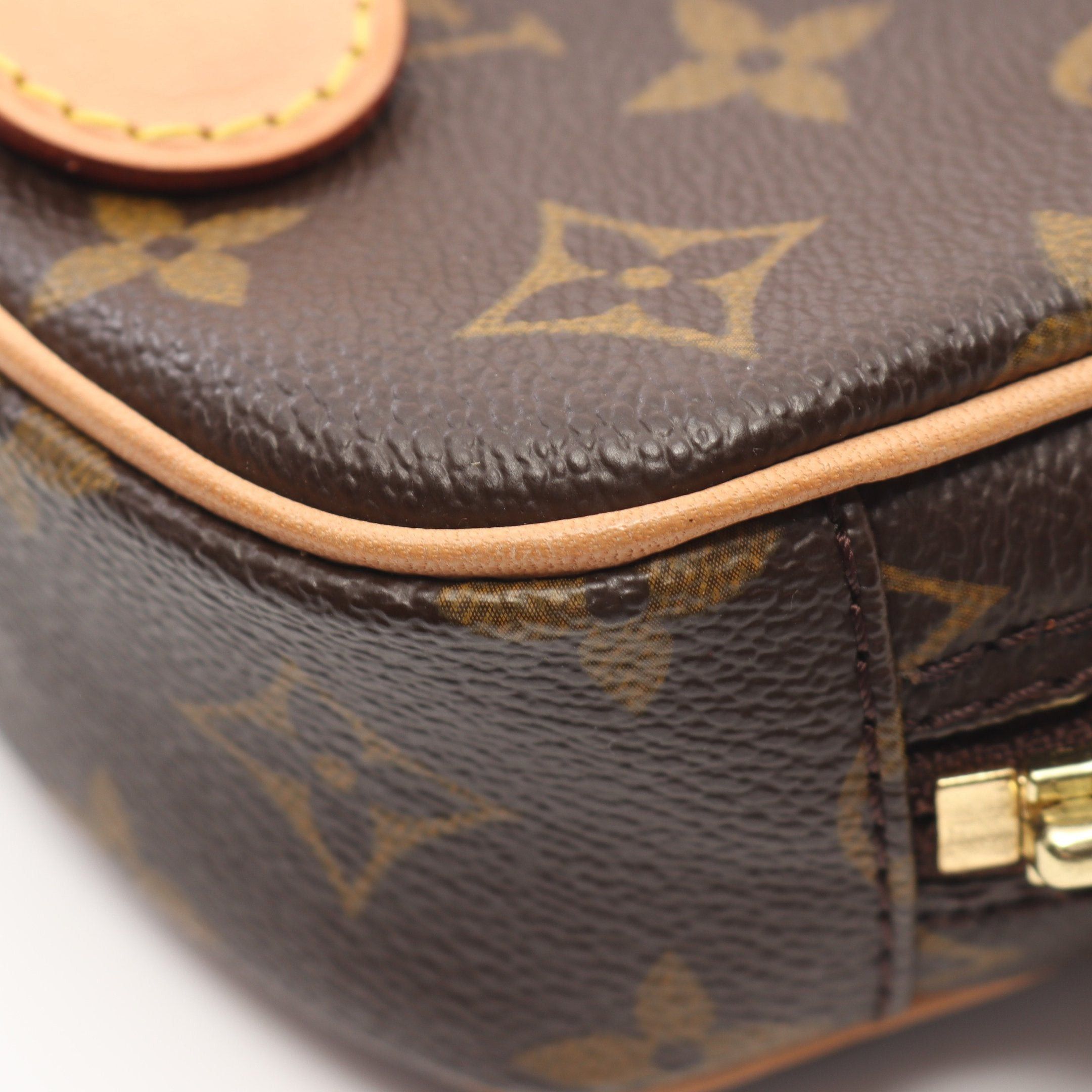 Louis Vuitton Louis Vuitton Pochette Ganju Monogram Body Bag Leather Brown Size ONE SIZE - 6 Thumbnail