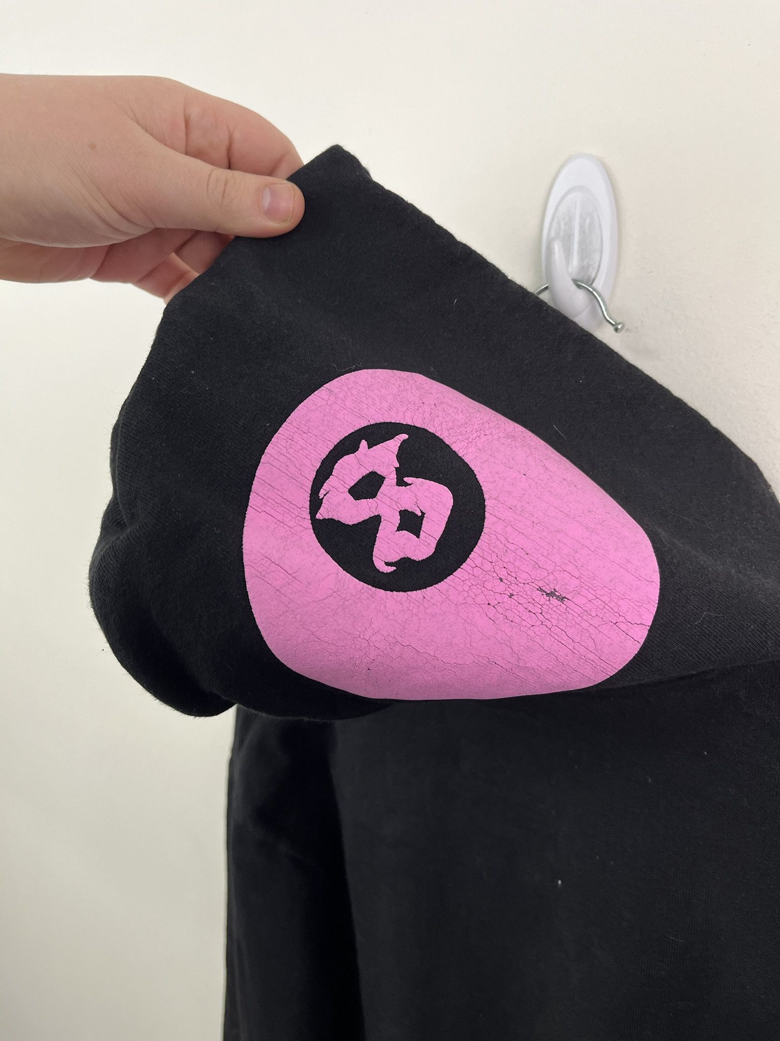 Section 8 Section 8 Logo Rip Neck Hoodie Size M Y2K Affliction Style Hoodie Size US M / EU 48-50 / 2 - 4 Thumbnail