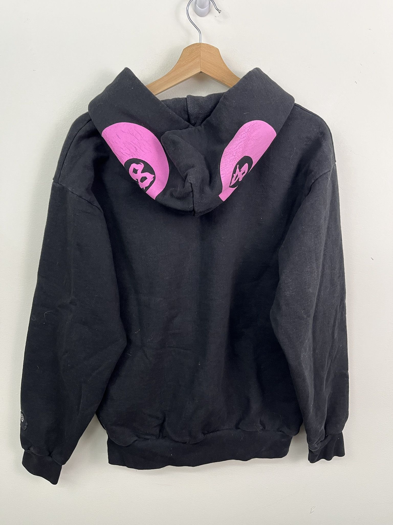 Section 8 Section 8 Logo Rip Neck Hoodie Size M Y2K Affliction Style Hoodie Size US M / EU 48-50 / 2 - 3 Thumbnail