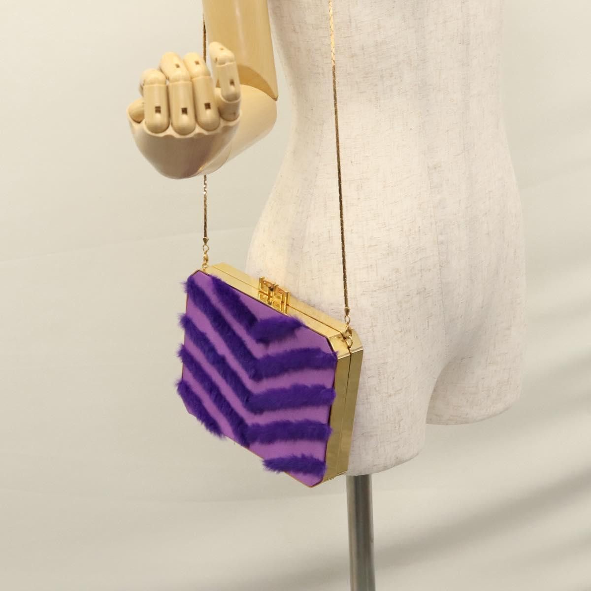 Versace Purple Silk Shoulder Bag (Pre-Owned) Size ONE SIZE - 14 Thumbnail