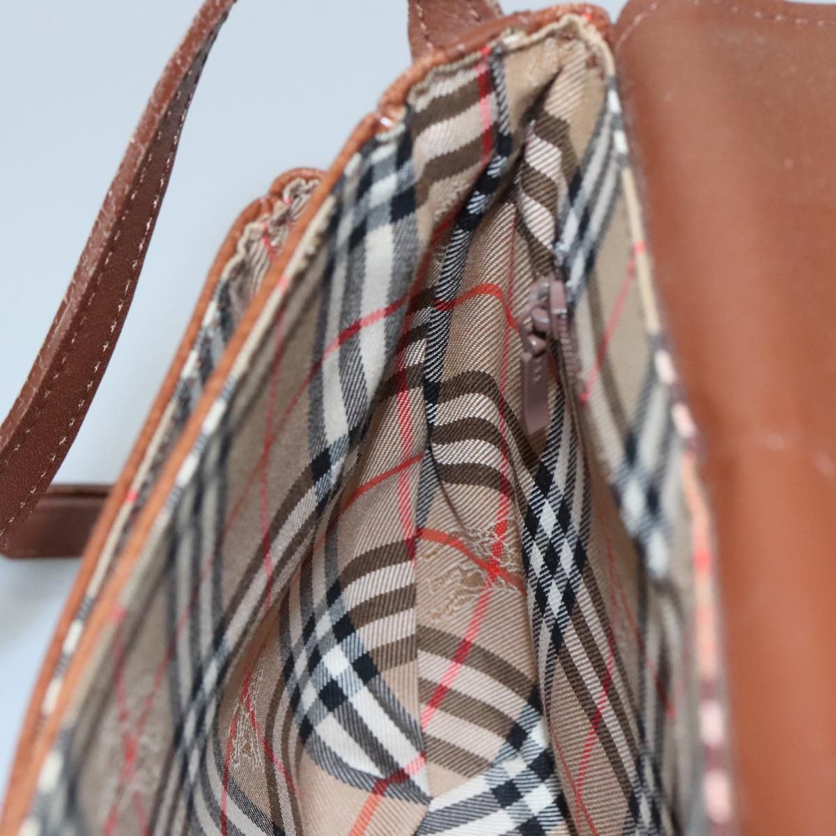 Burberry Brown Leather Shoulder Bag (Pre-Owned) Size ONE SIZE - 19 Thumbnail