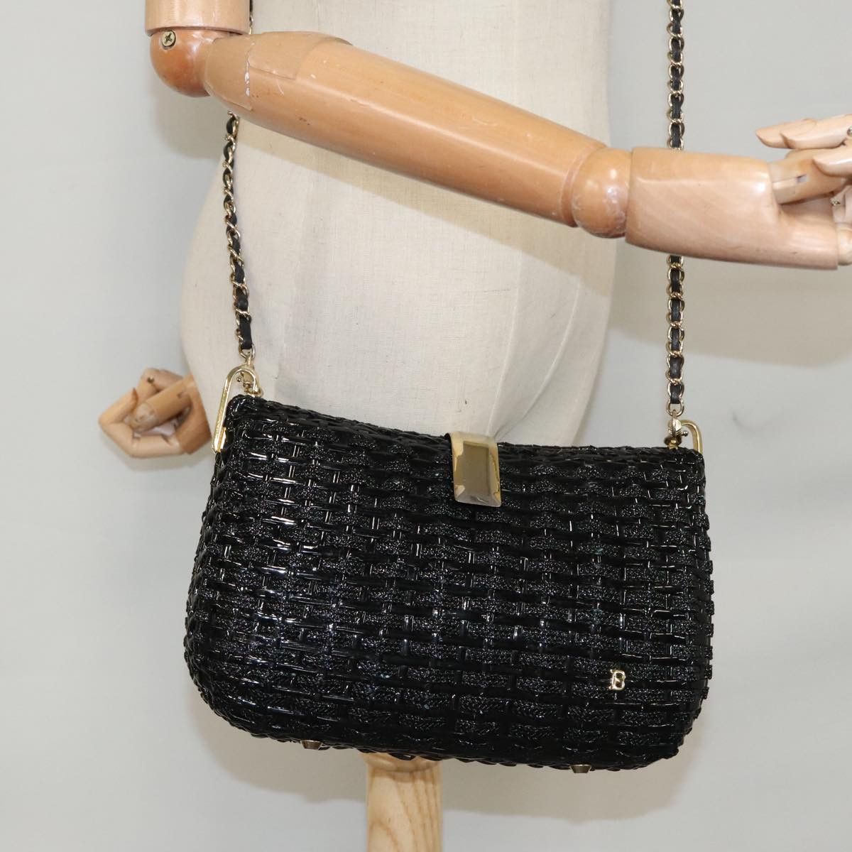 Bally Black Patent Leather Shoulder Bag (Pre-Owned) Size ONE SIZE - 15 Thumbnail