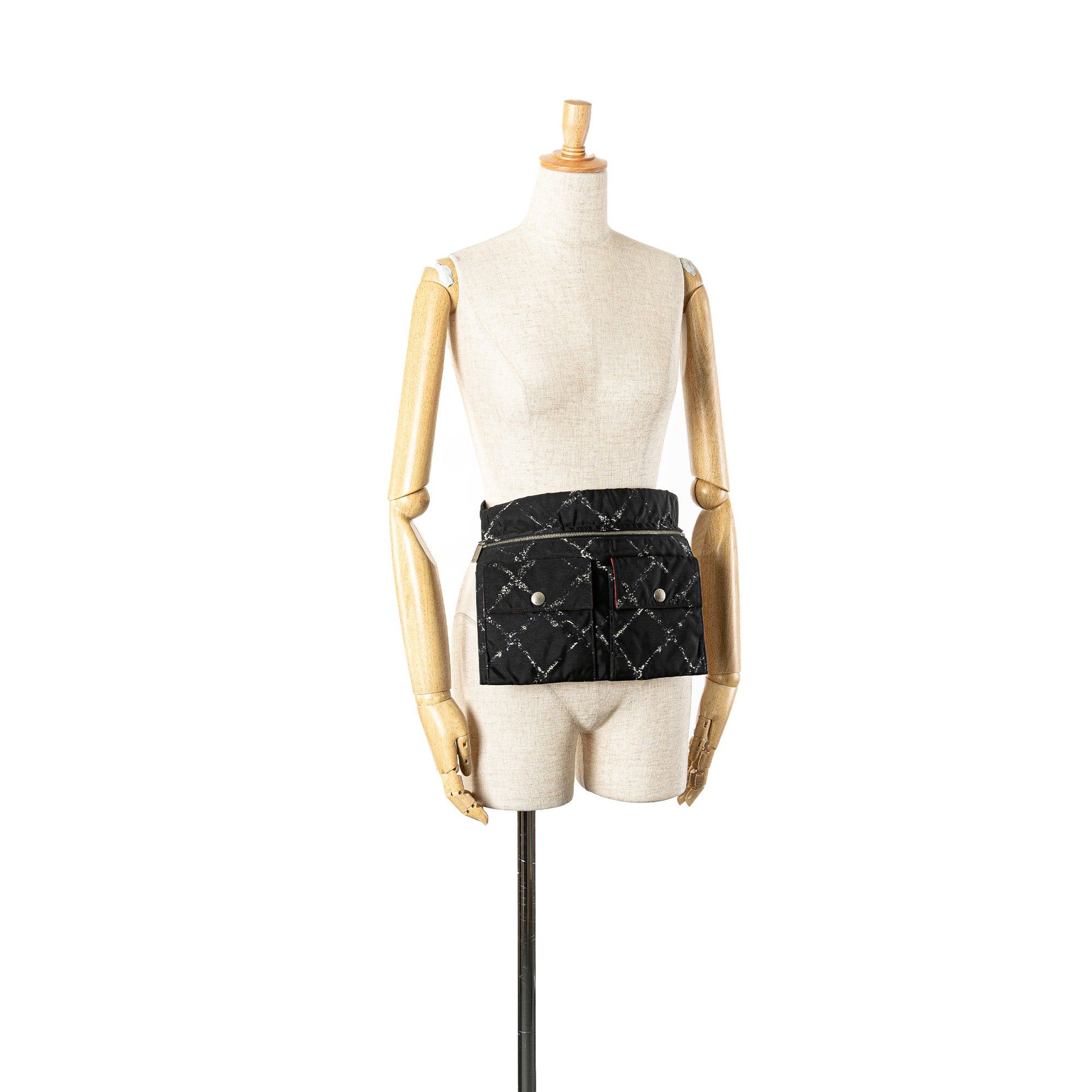 Chanel Chanel Old Travel Line Nylon Belt Bag Black Size ONE SIZE - 16 Thumbnail