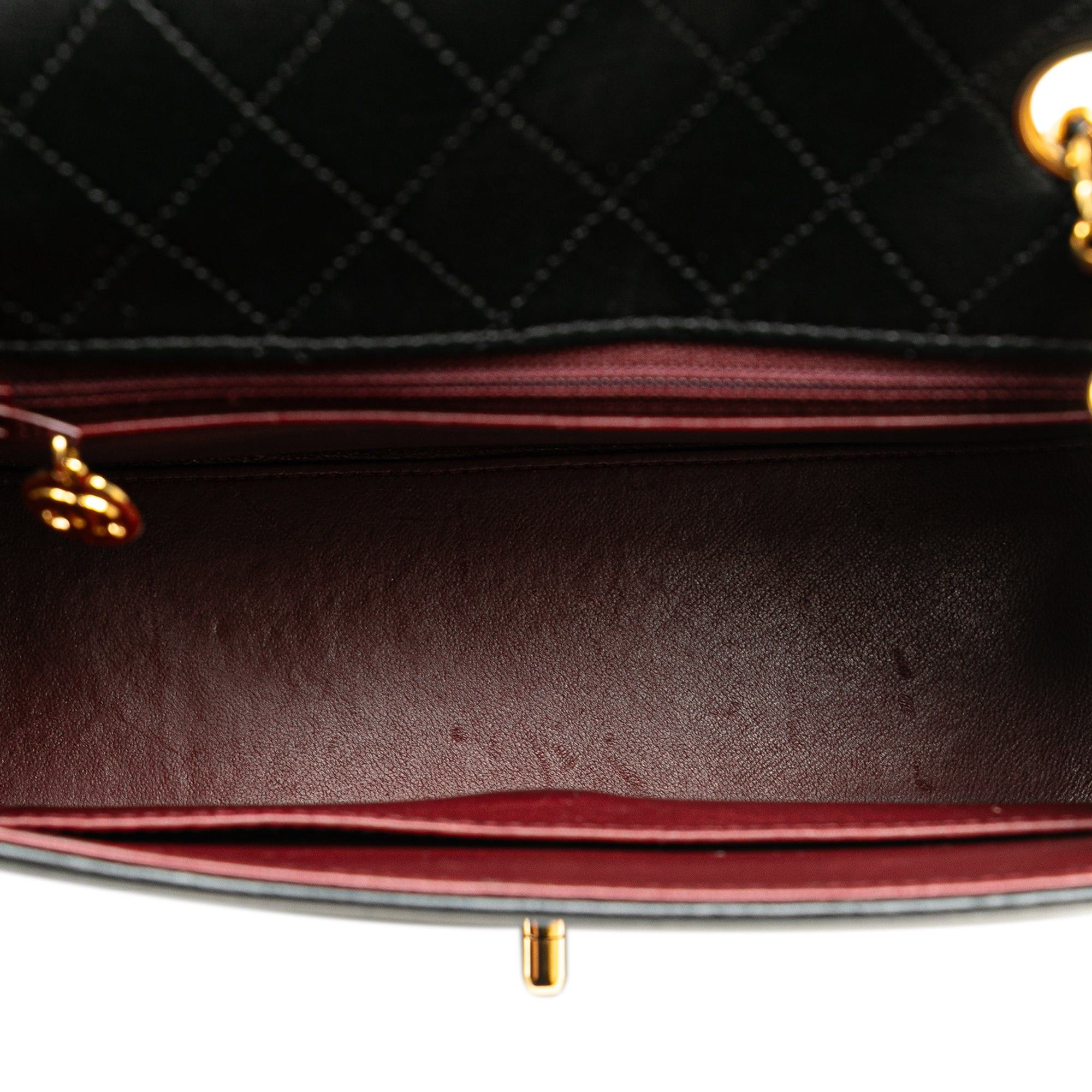 Chanel Chanel CC Lambskin Trapezoid Flap Black Size ONE SIZE - 4 Thumbnail