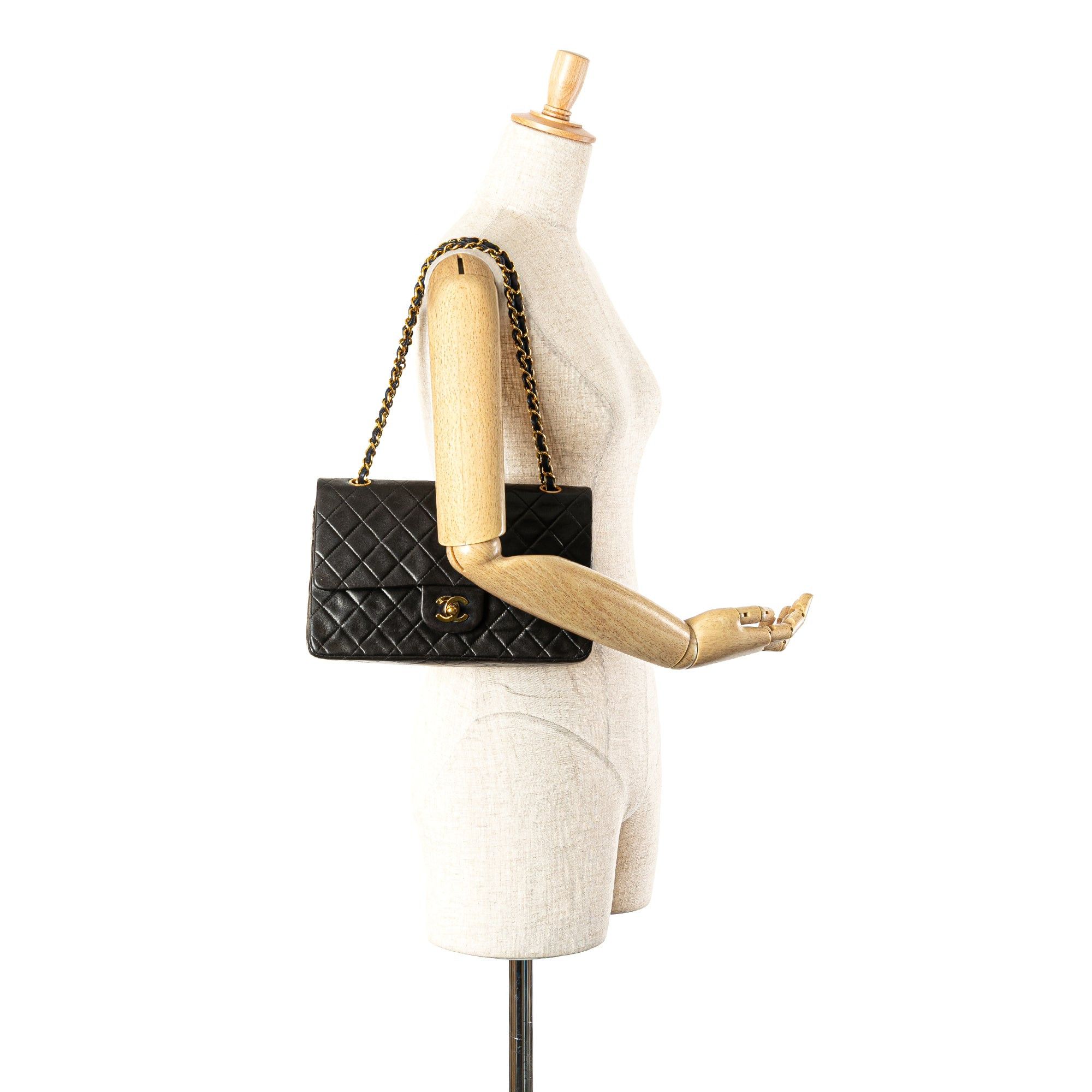 Chanel Chanel Medium Classic Lambskin Double Flap Black Size ONE SIZE - 10 Thumbnail
