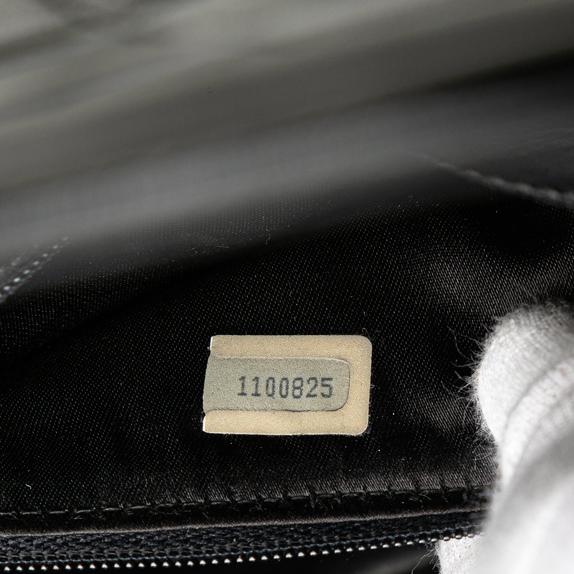 Chanel Chanel Quilted Lambskin Tassel Flap Crossbody Black Size ONE SIZE - 7 Thumbnail