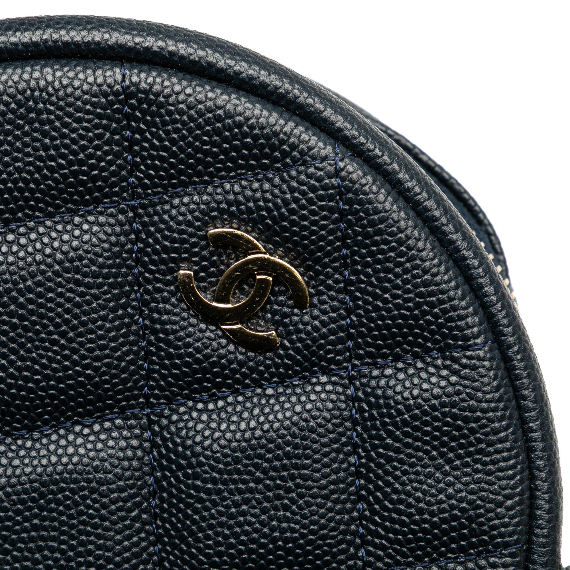 Chanel Chanel CC Quilted Caviar Round Clutch With Chain Blue Size ONE SIZE - 7 Thumbnail