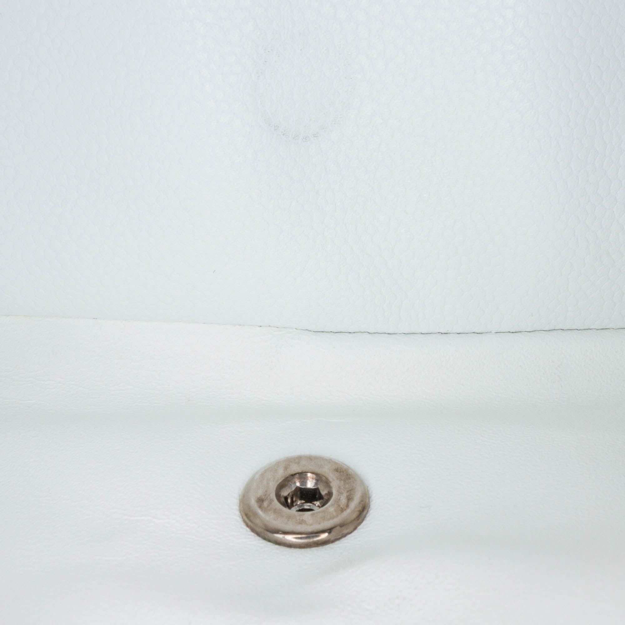 Chanel Chanel Jumbo Classic Caviar Double Flap White Size ONE SIZE - 4 Thumbnail