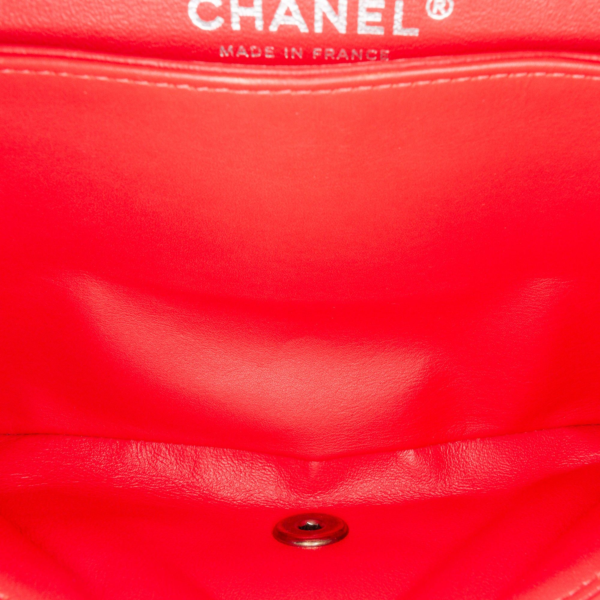 Chanel Chanel Medium Classic Patent Double Flap Red Size ONE SIZE - 5 Thumbnail