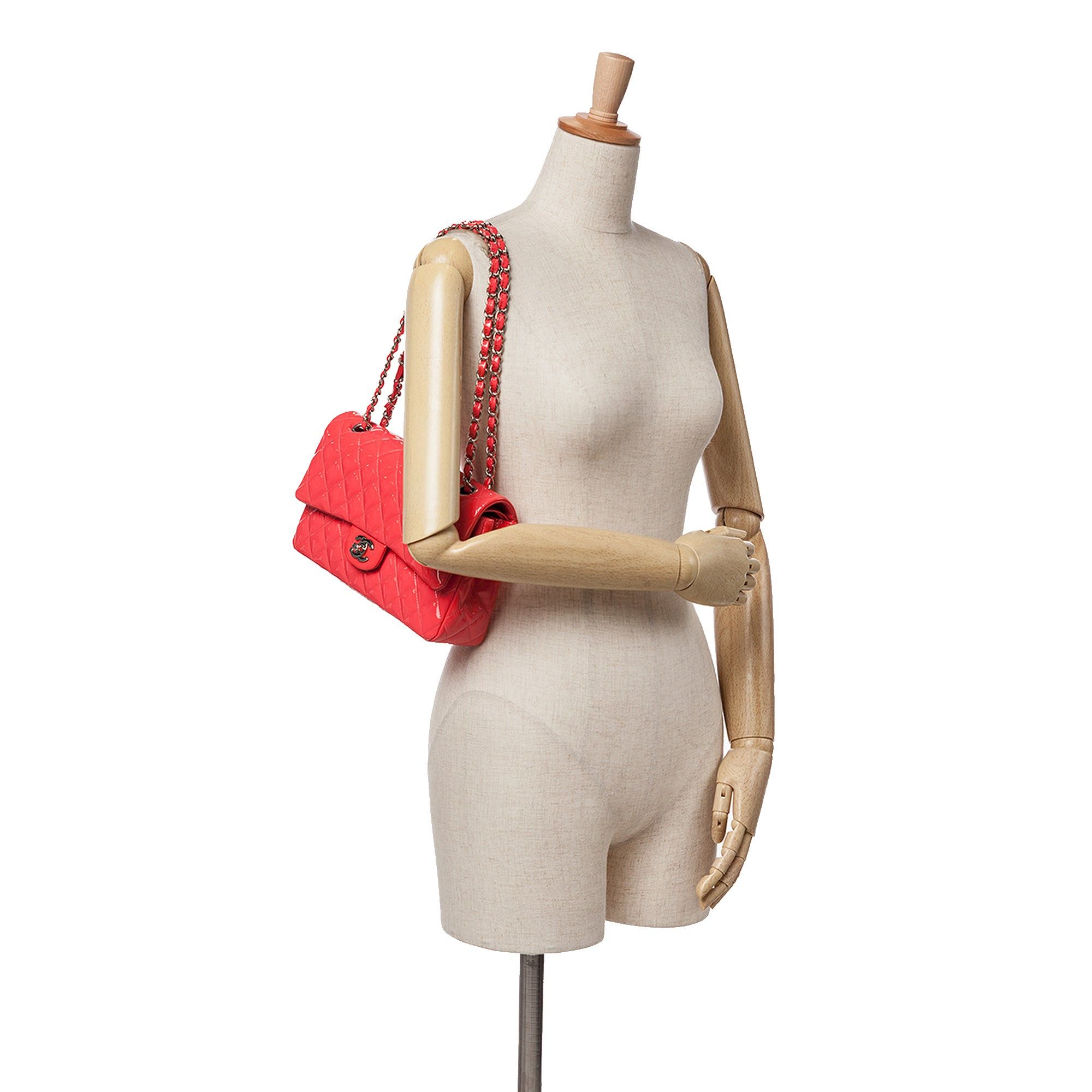 Chanel Chanel Medium Classic Patent Double Flap Red Size ONE SIZE - 9 Thumbnail