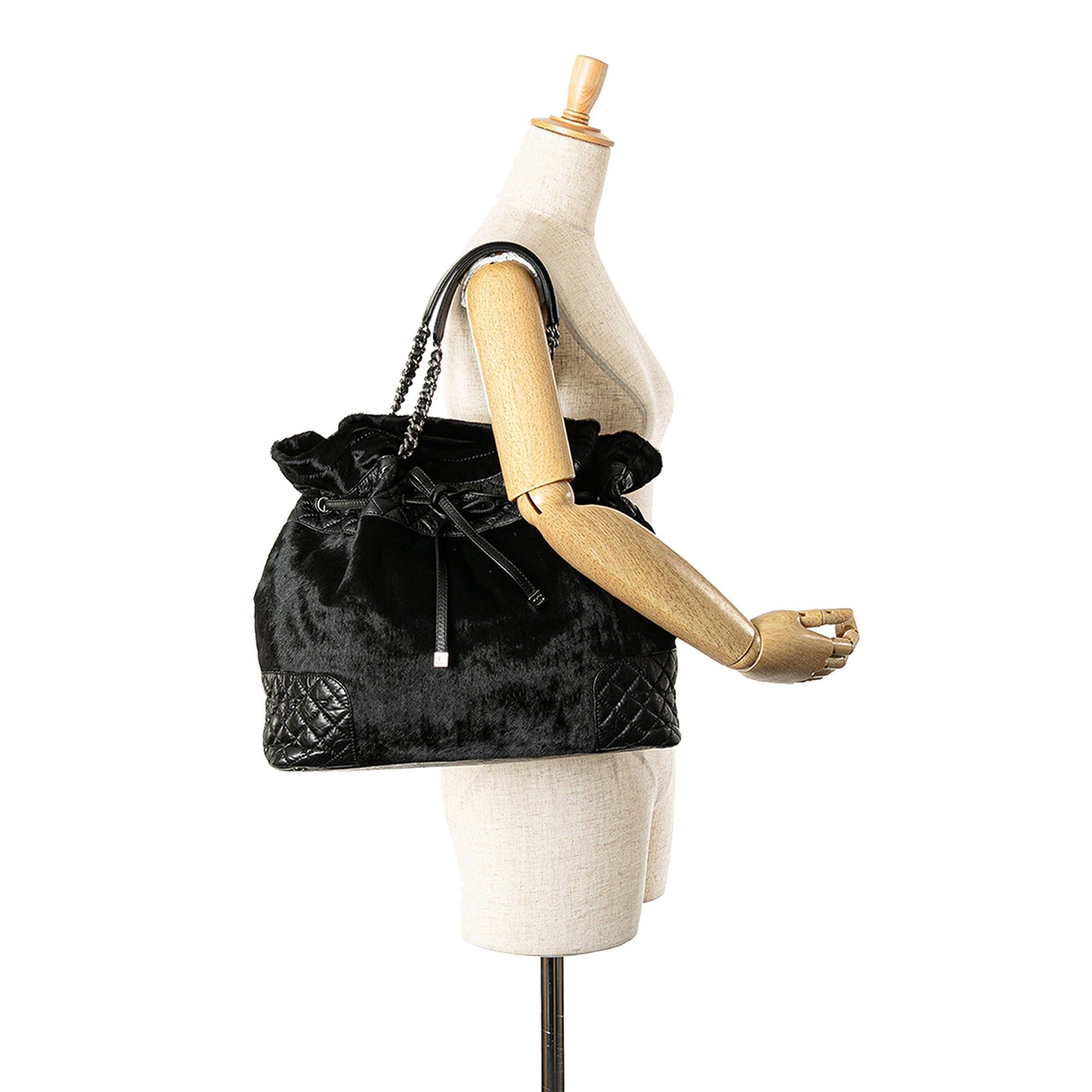 Chanel Chanel Pony Hair and Quilted Aged Calfskin Drawstring Tote Black Size ONE SIZE - 11 Thumbnail