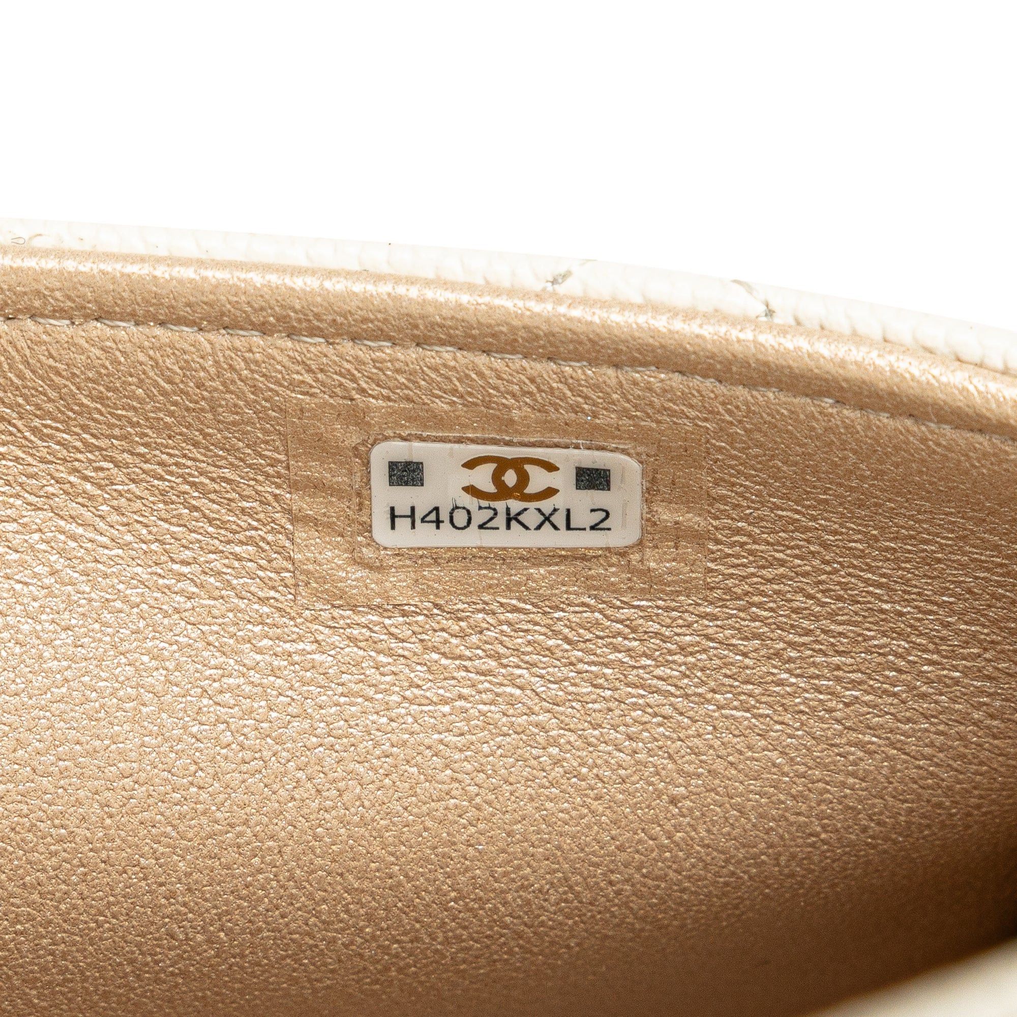 Chanel Chanel Quilted Caviar Frame Flap Clutch with Chain White Size ONE SIZE - 7 Thumbnail