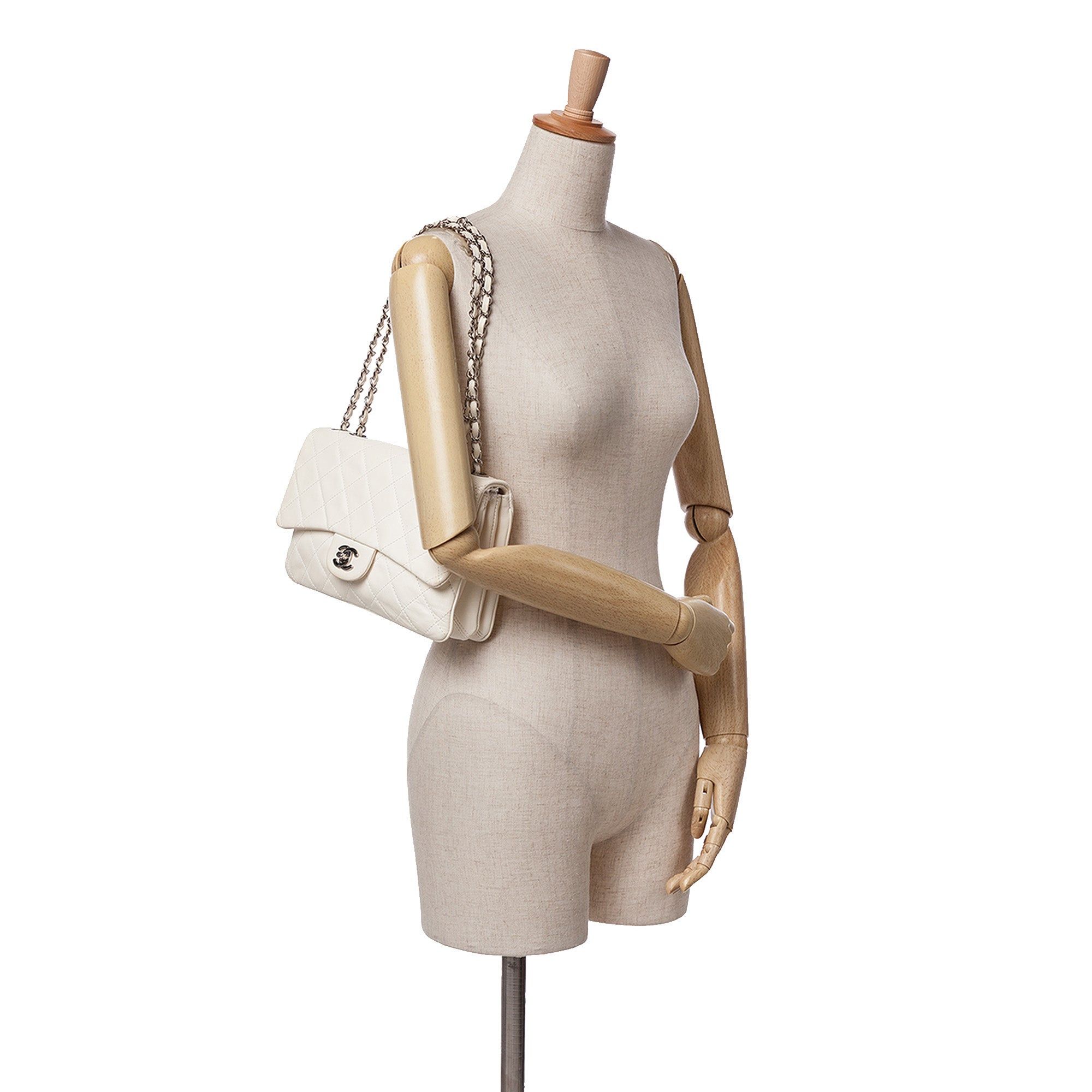 Chanel Chanel Medium Quilted Lambskin 3 Accordion Flap White Size ONE SIZE - 11 Thumbnail